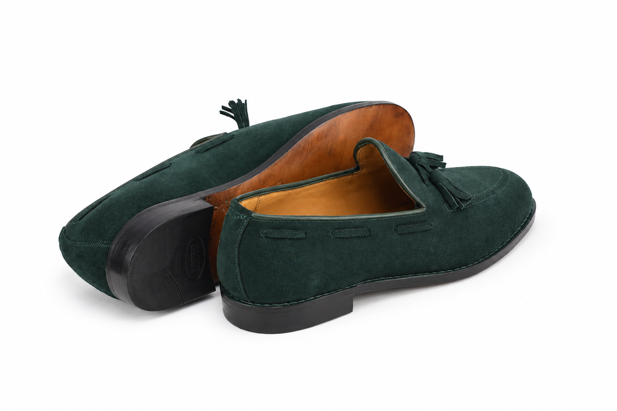 Tassel Loafer Windsor em camurça suede - cor Verde