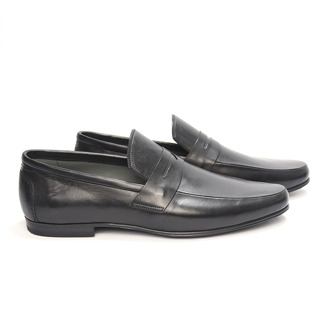 ÚLTIMOS PARES Loafer Valência cor Preto