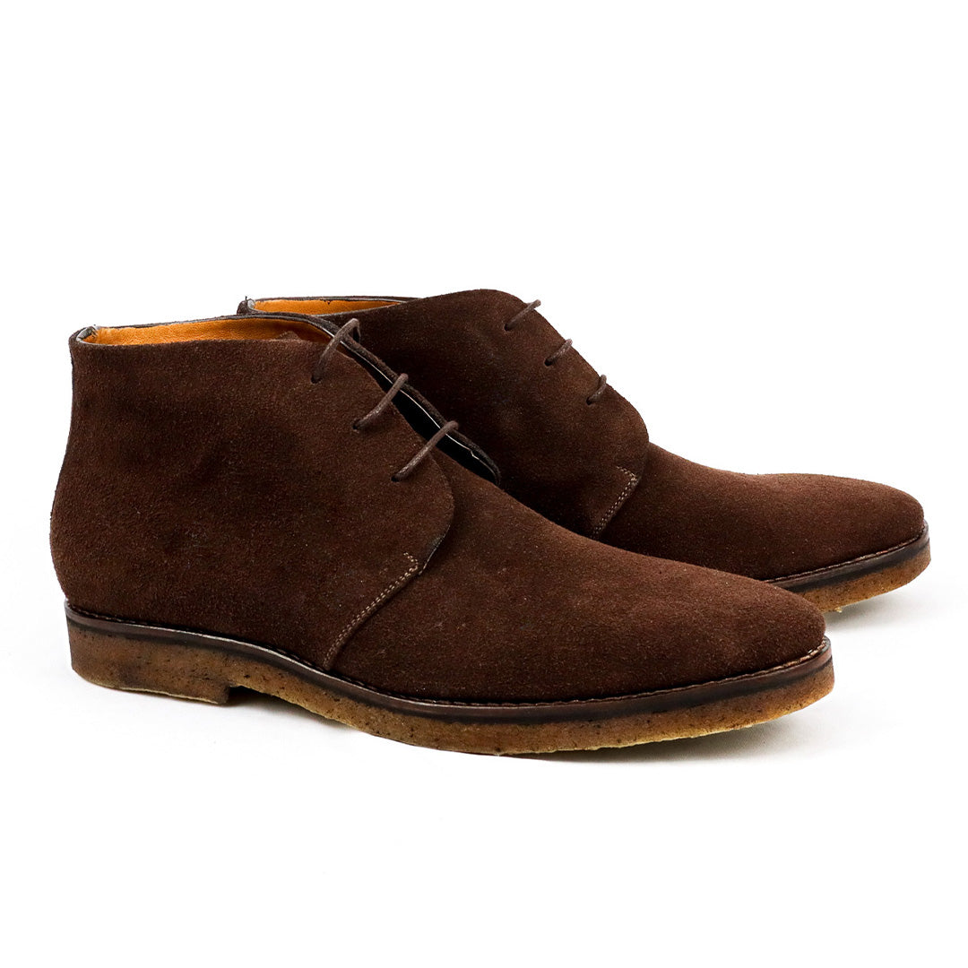 Bota Chukka Lorenzo - Camurça com solado em Borracha Crepe Natural