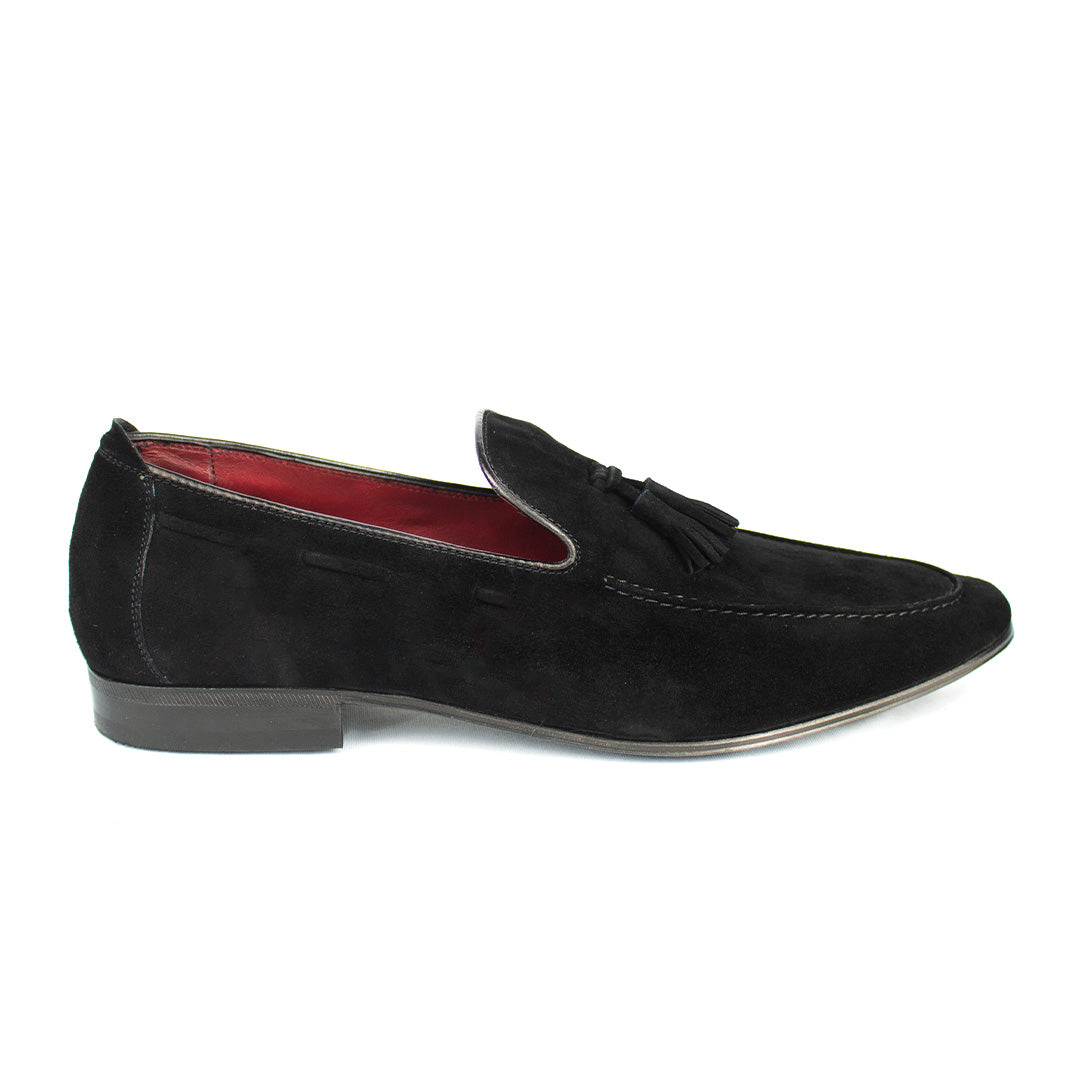 Tassel Loafer Martino em Camurça cor preto