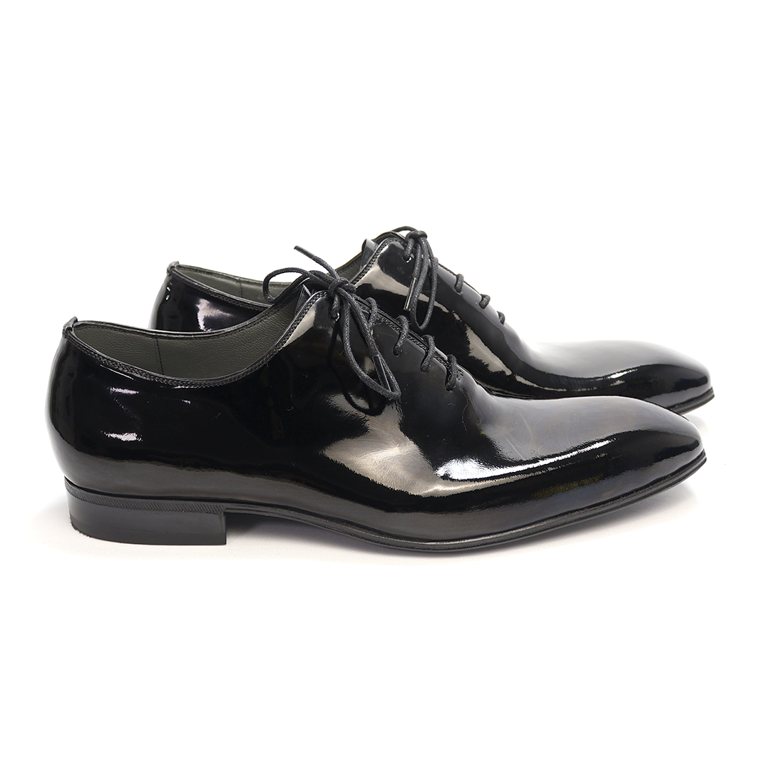 Oxford Wholecut Hector - couro envernizado cor preto