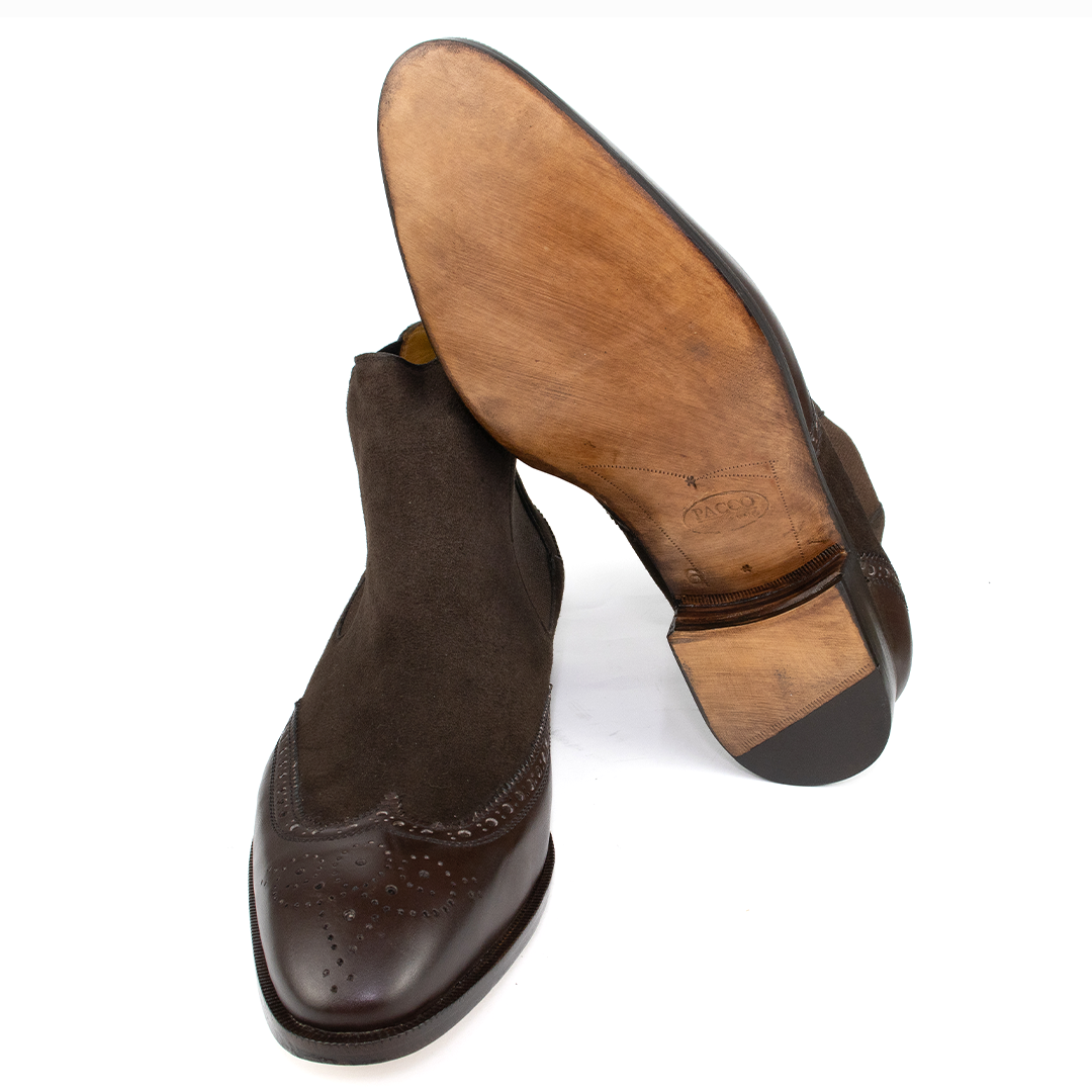 Bota Chelsea Brogue John - cor Marrom Café