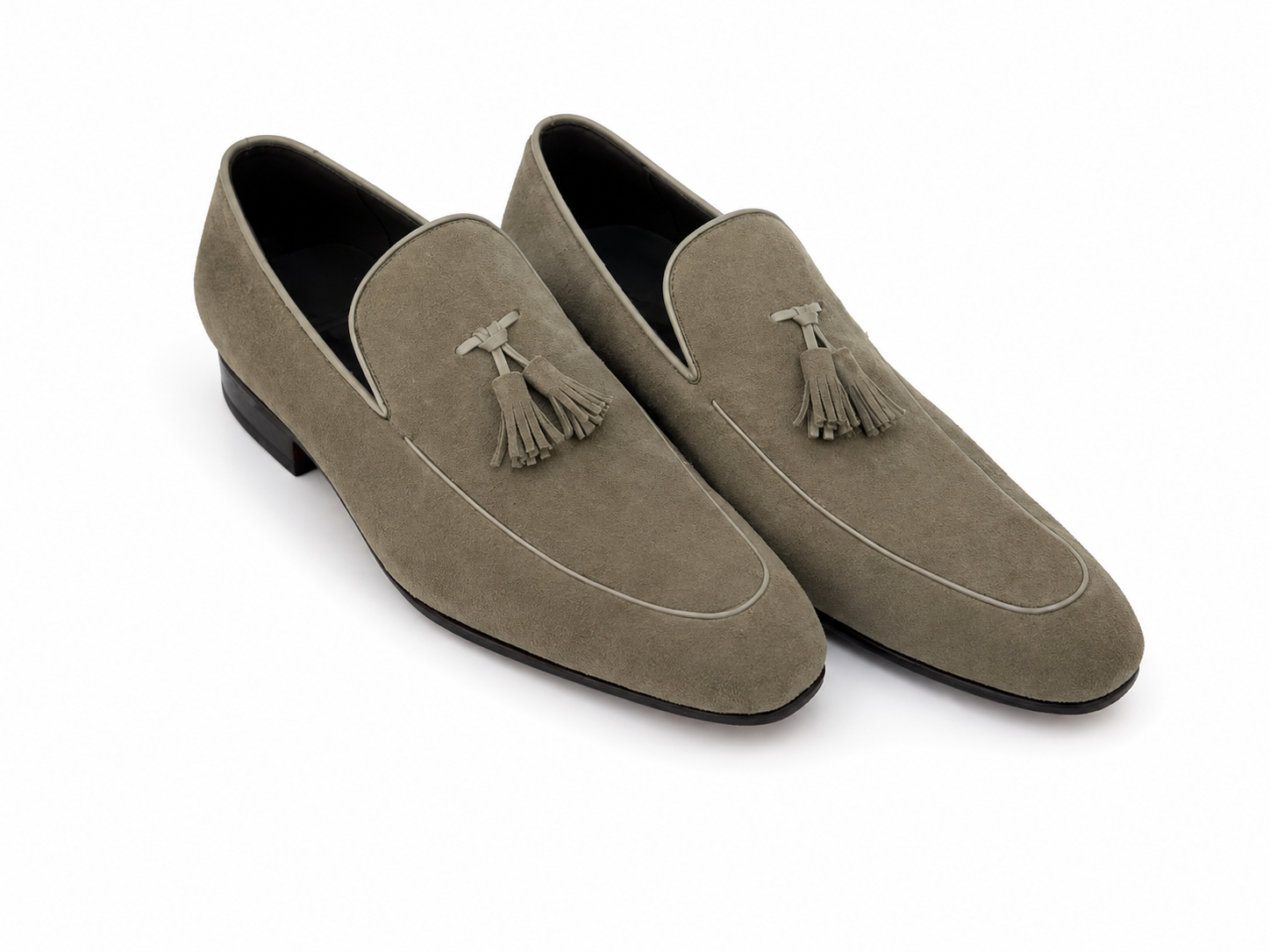 ÚLTIMO PAR TAMANHO 40 Tassel Loafer em camurça - cor cinza ELEFANTE