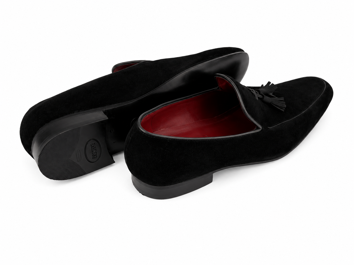 ÚLTIMO PAR TAMANHO 40 Tassel Loafer em camurça - cor preta