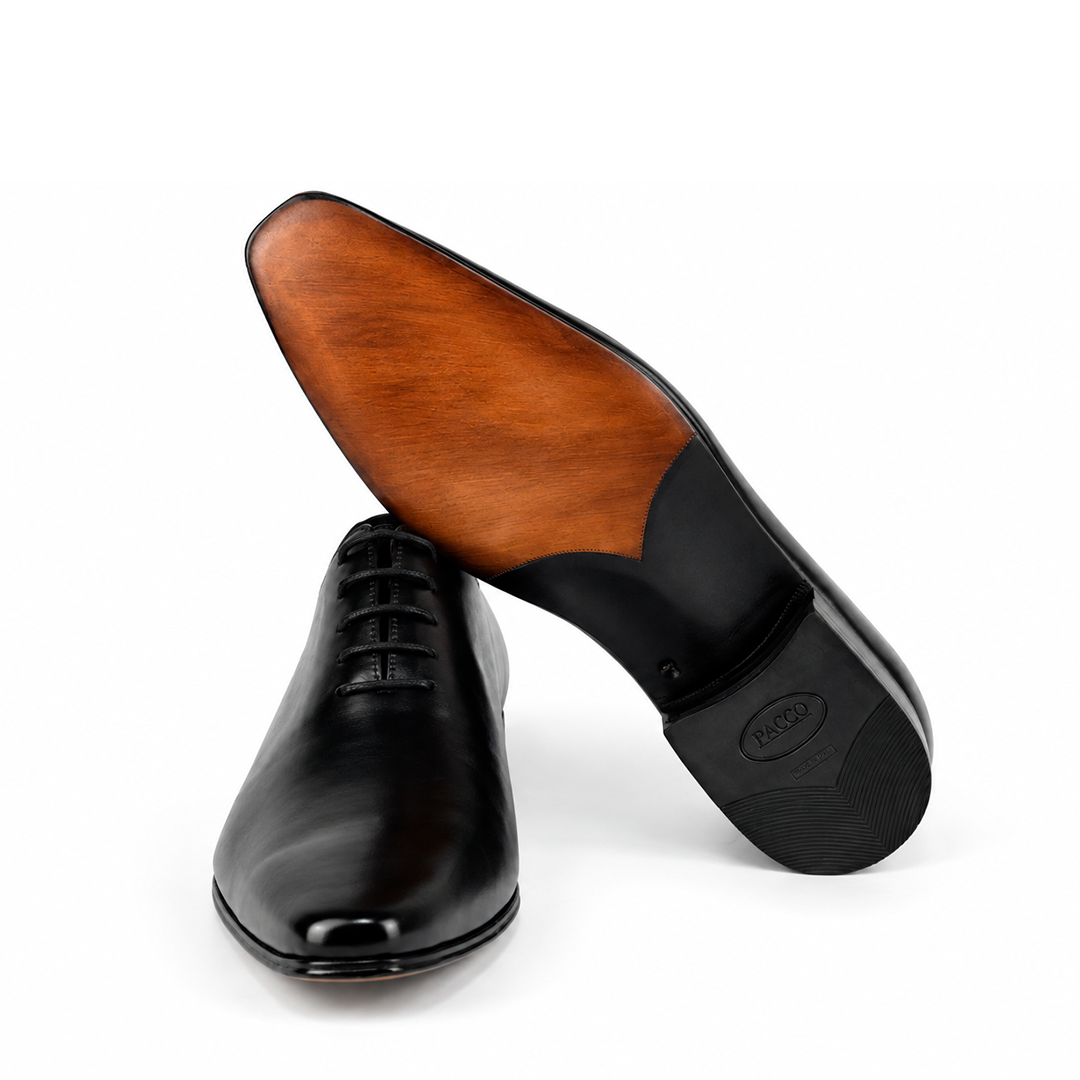 ÚLTIMO PAR TAMANHO 40 – Oxford Wholecut Bico Fino em Cromo Alemão cor Preto