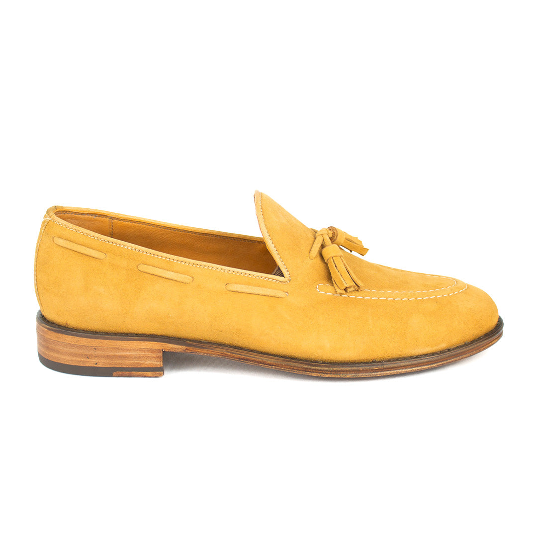 Tassel Loafer Windsor- em Camurça cor Havana