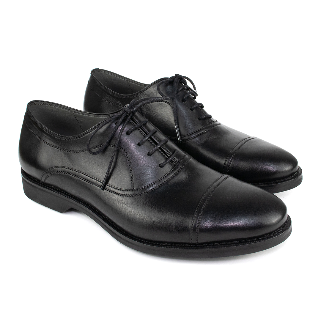 Oxford Cap Toe Ronald Solado de Borracha - cor Preto