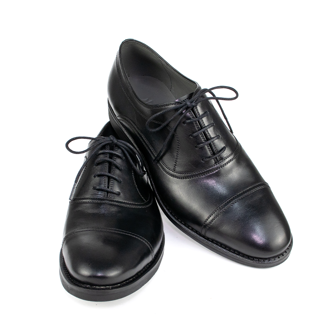 Oxford Cap Toe Ronald Solado de Borracha - cor Preto