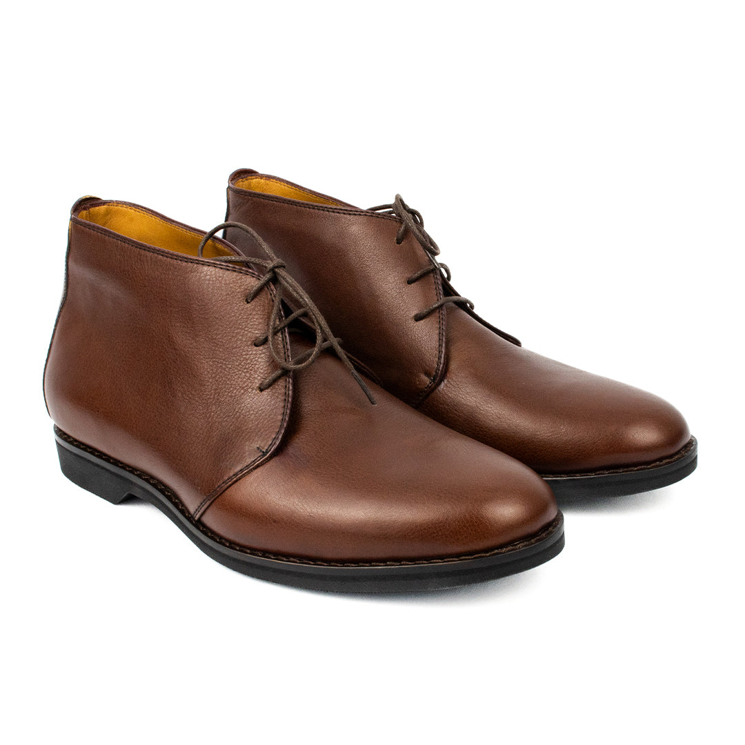 ULTIMOS PARES Bota Chukka Liverpool cor pinhão