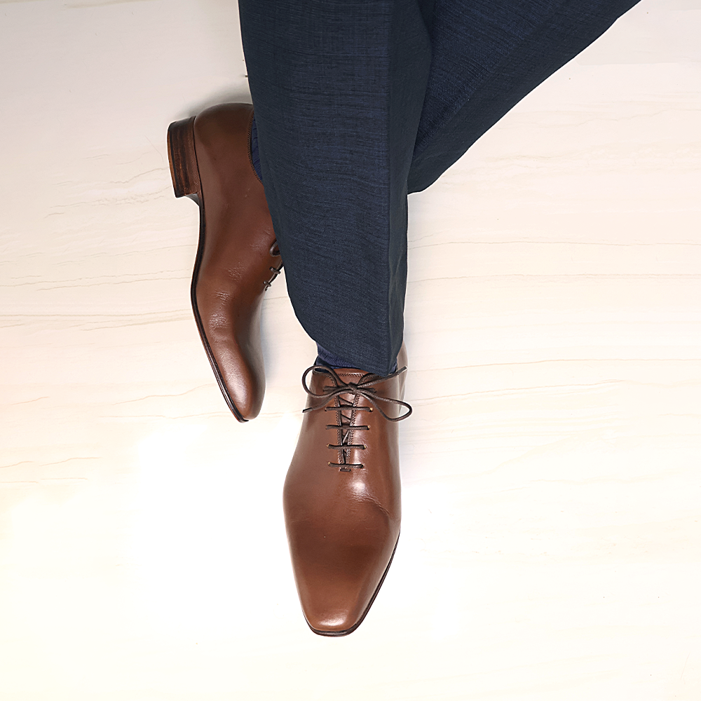 Últimos Pares Oxford Wholecut Hector cor Mahogany