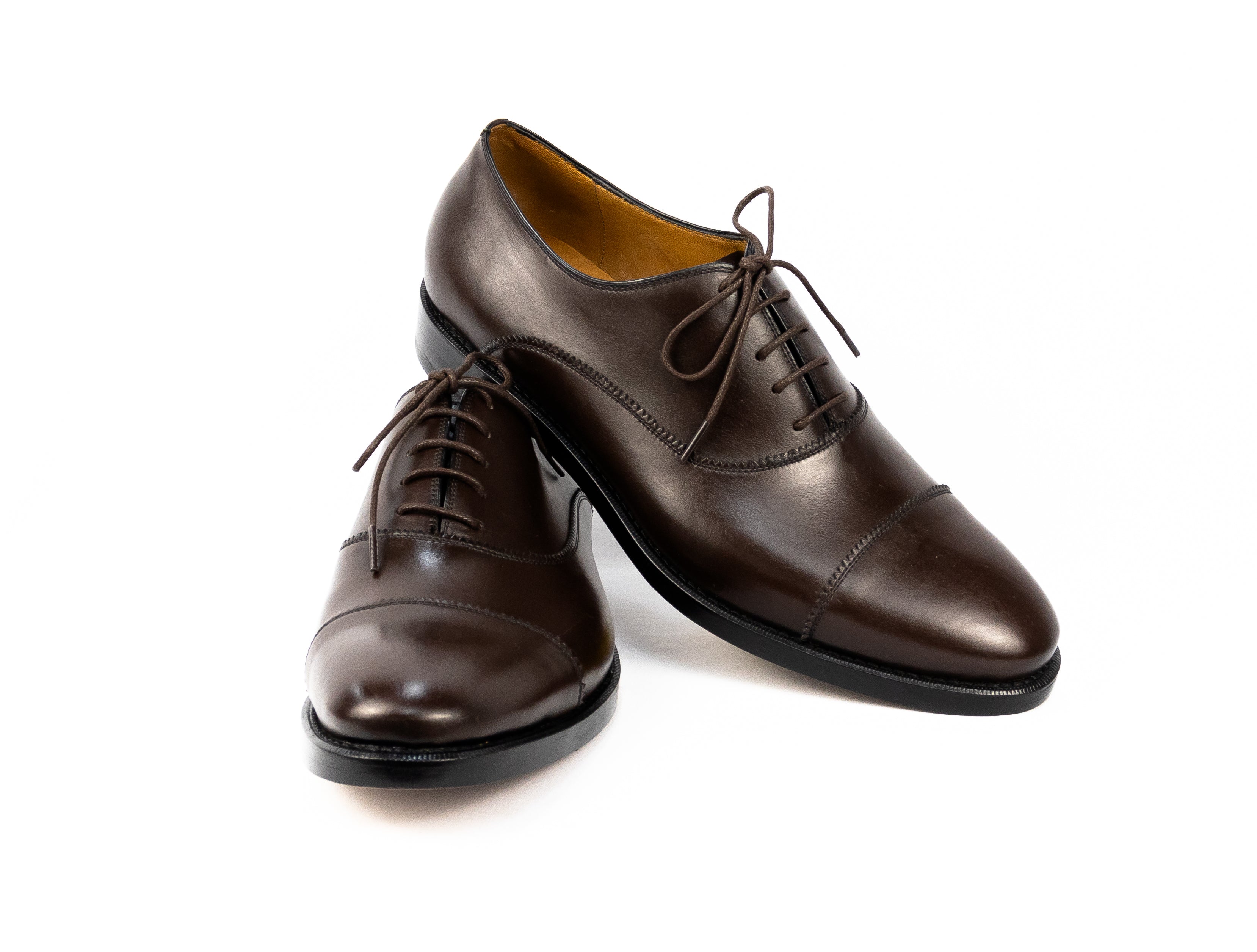 Oxford Cap Toe - Parker Cromo Alemão cor Marrom Café