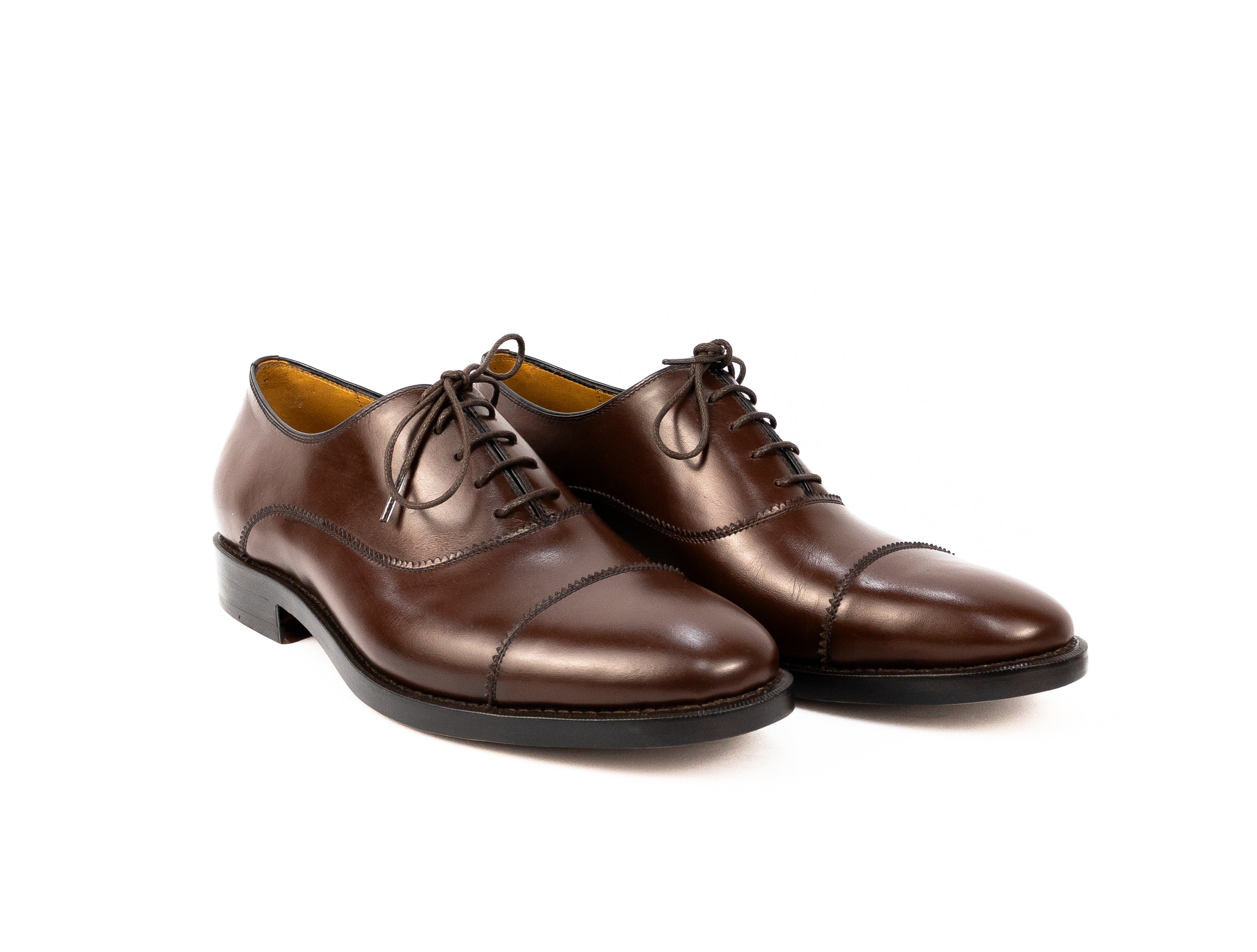 Oxford Cap Toe - Parker Cromo Alemão cor Pinhão