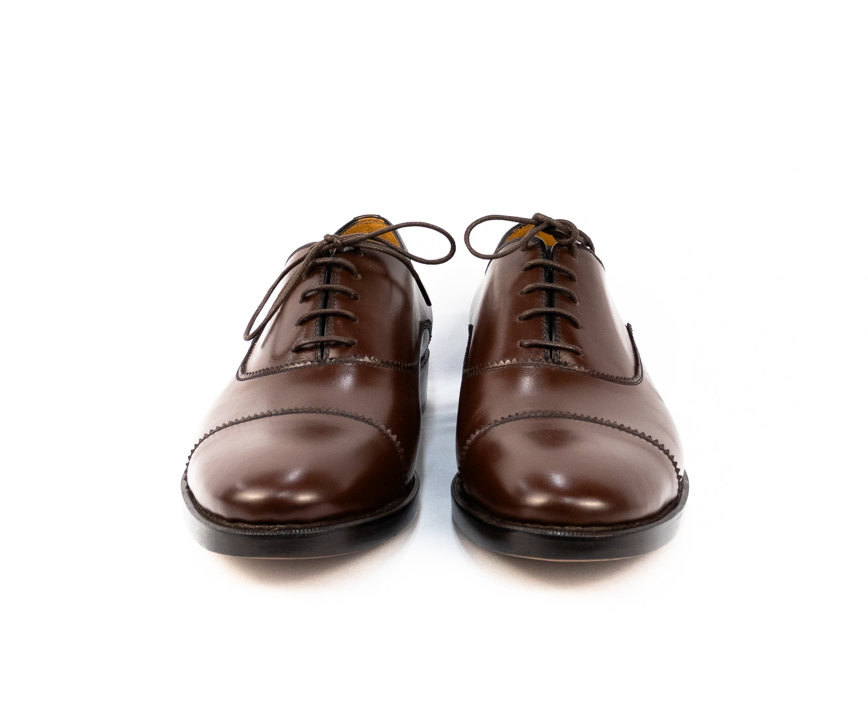 Oxford Cap Toe - Parker Cromo Alemão cor Pinhão