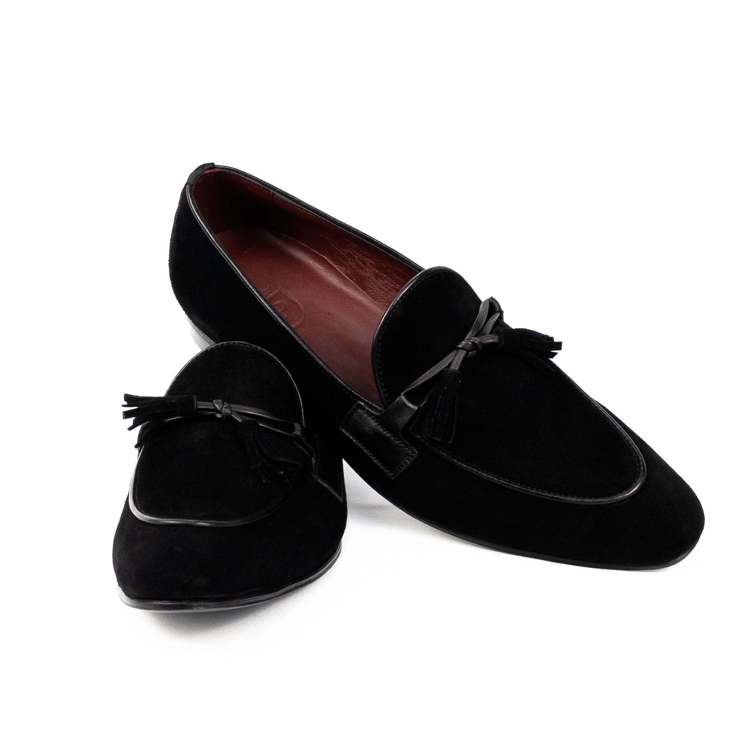 Tassel Loafer França em camurça cor Preto