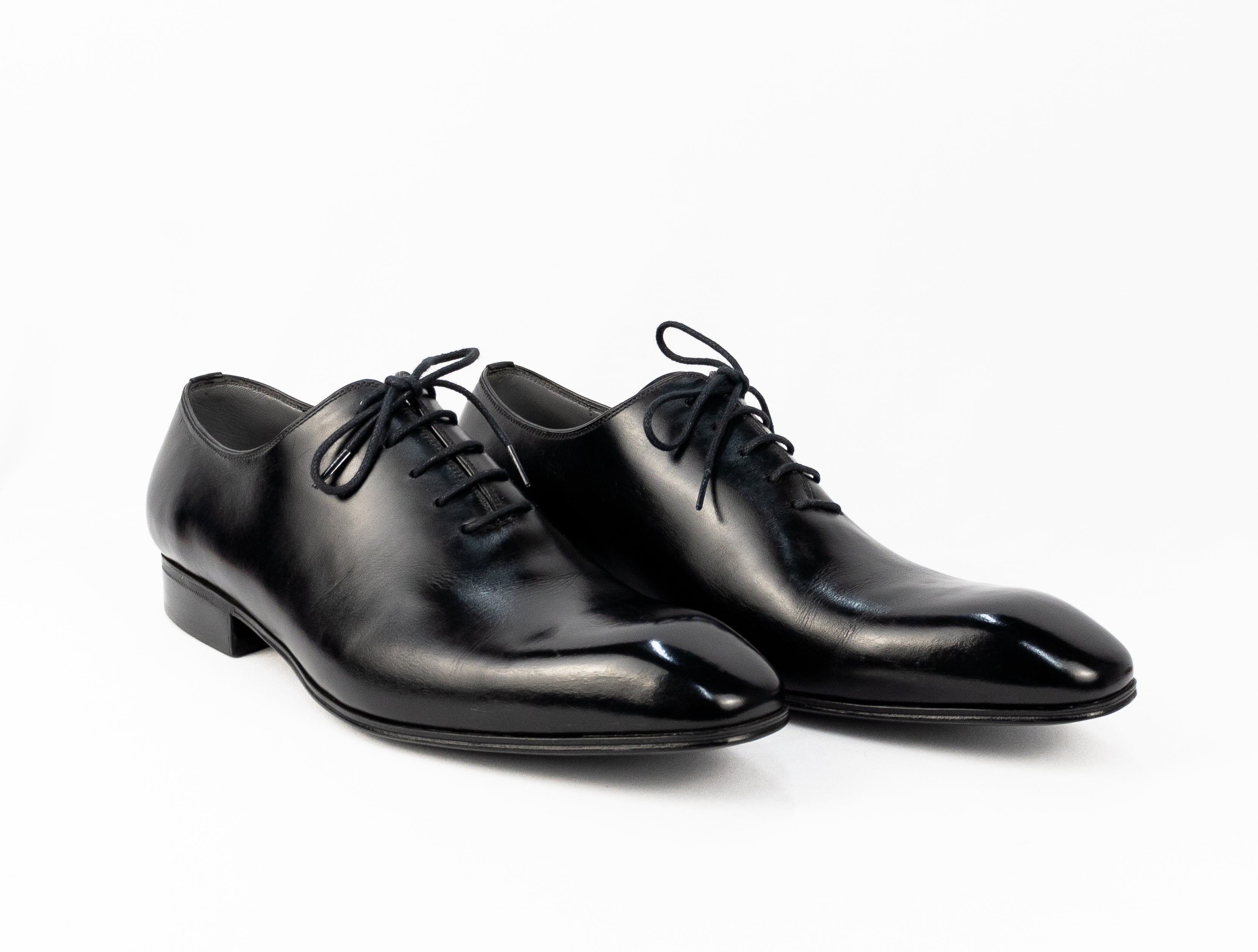 Oxford Wholecut Hector com bico espelhado - Cromo Alemão cor preto