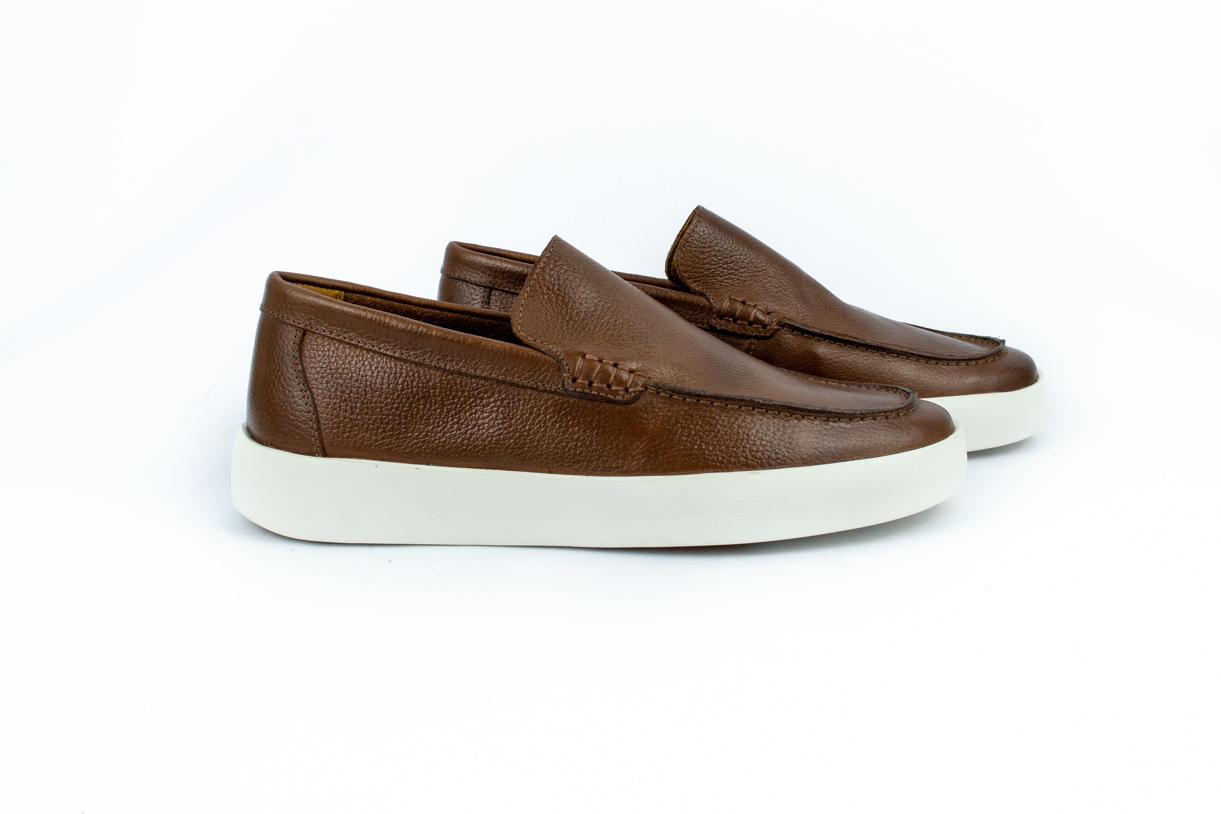 Novo Slip On Float couro Granulado - cor Conhaque
