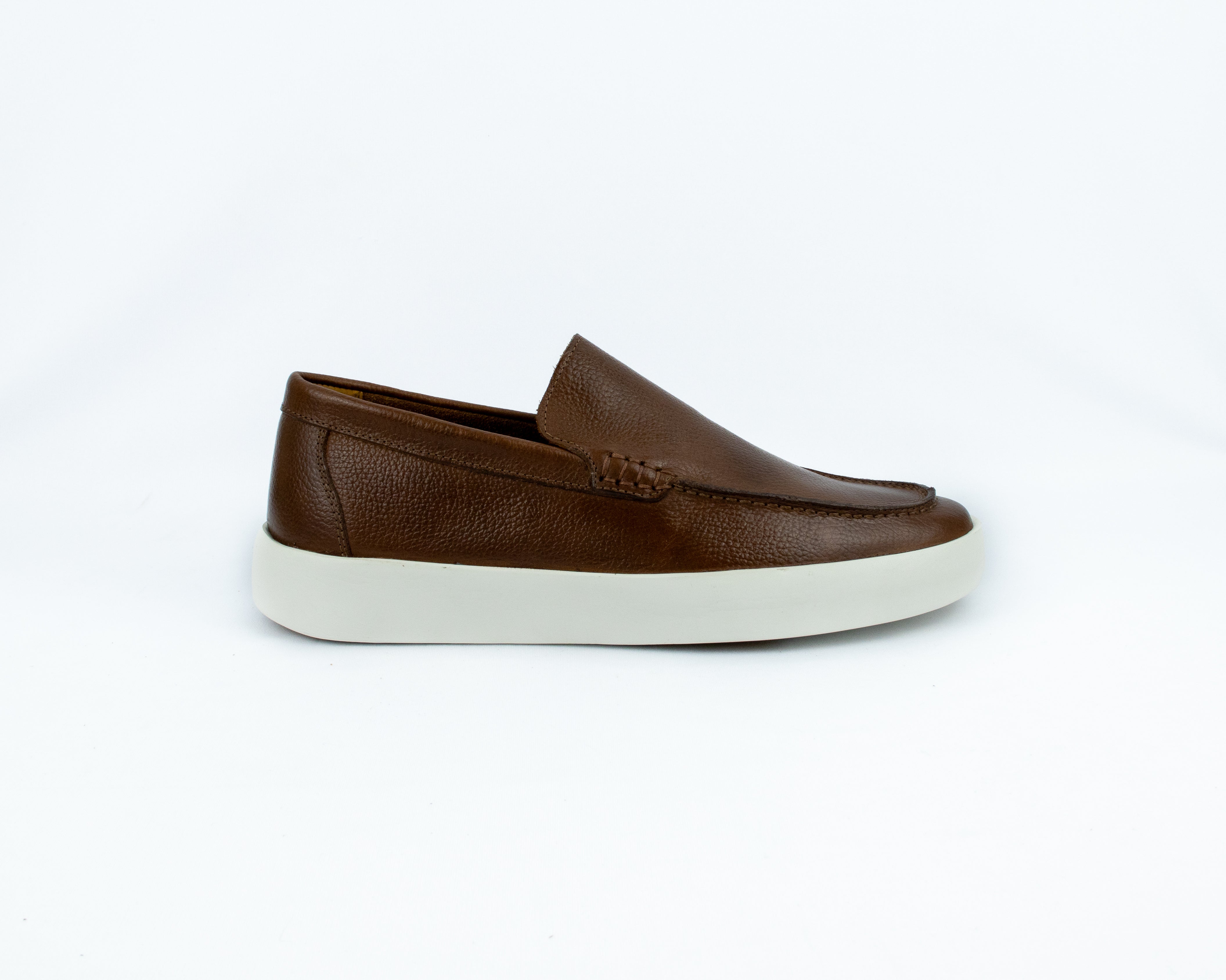 Novo Slip On Float couro Granulado - cor Conhaque