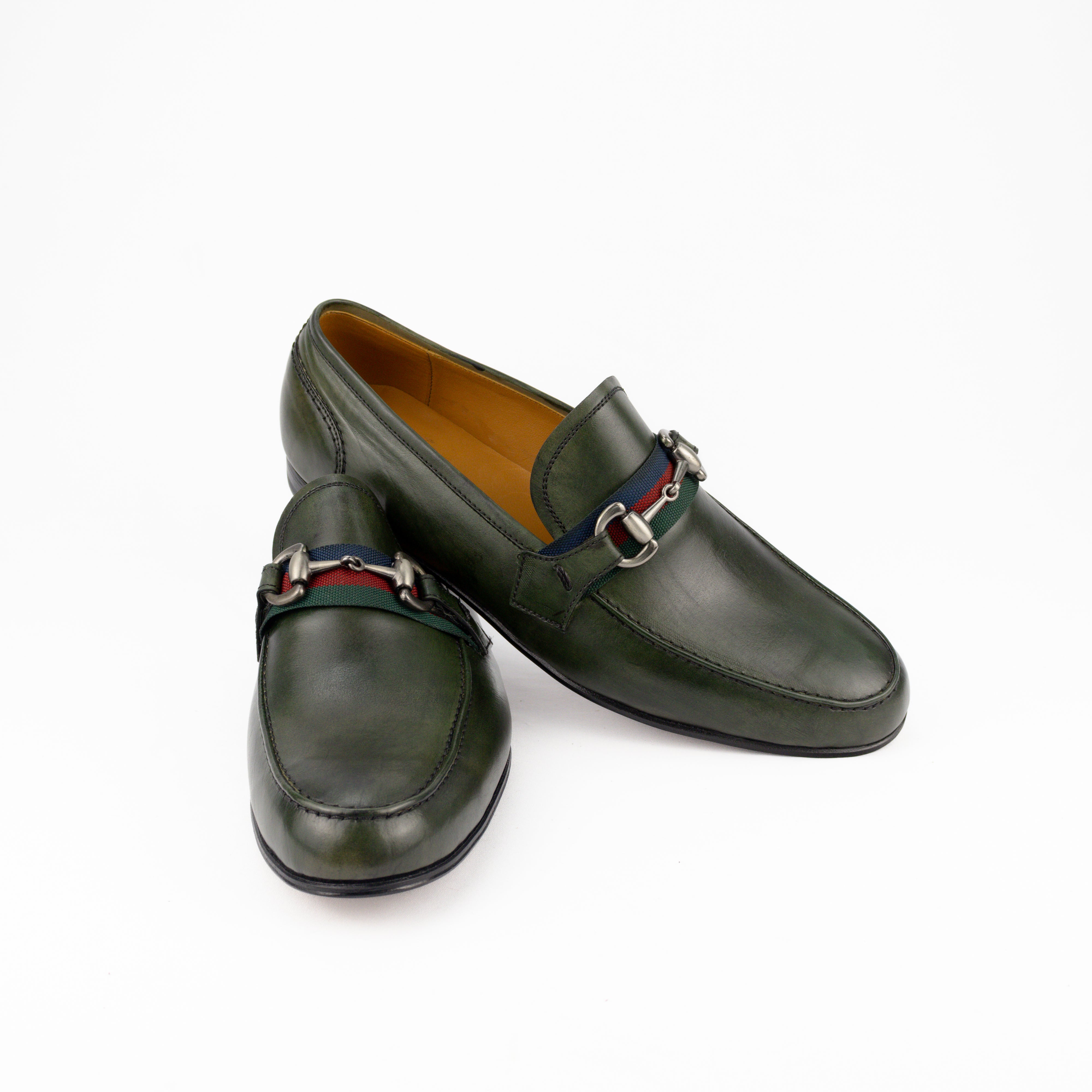 Mocassim estilo italiano Luca cor artesanal verde musgo