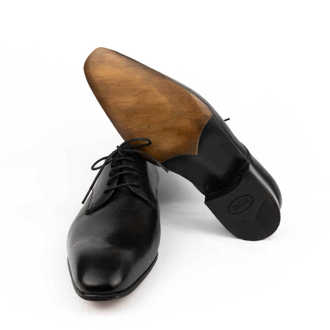 ÚLTIMOS PARES Derby Plain Toe Bico Italiano Pietro cor preto