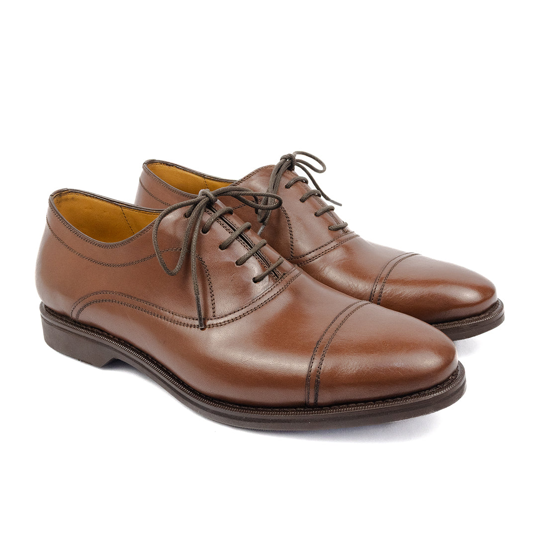 Oxford Cap Toe Ronald Solado de Borracha - cor Mahogany