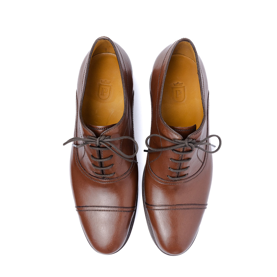 Oxford Cap Toe Ronald Solado de Borracha - cor Mahogany