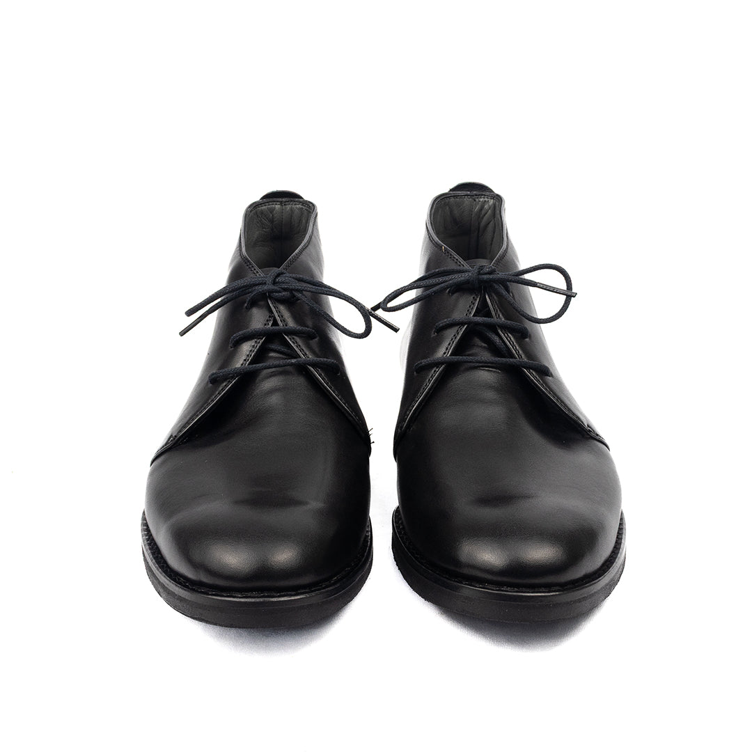 Bota Chukka Liverpool de extremo conforto cor preta