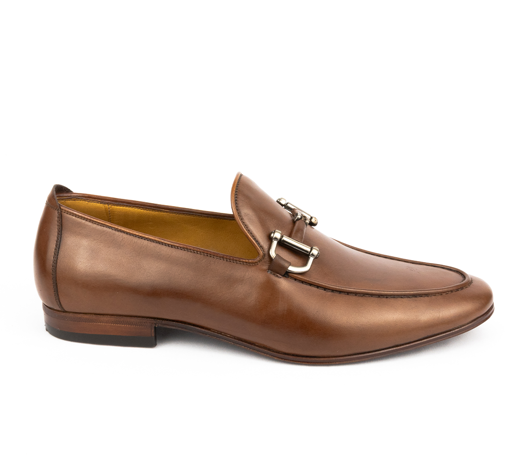 ÚLTIMOS PARES Mocassim Casual Renzo cor mahogany
