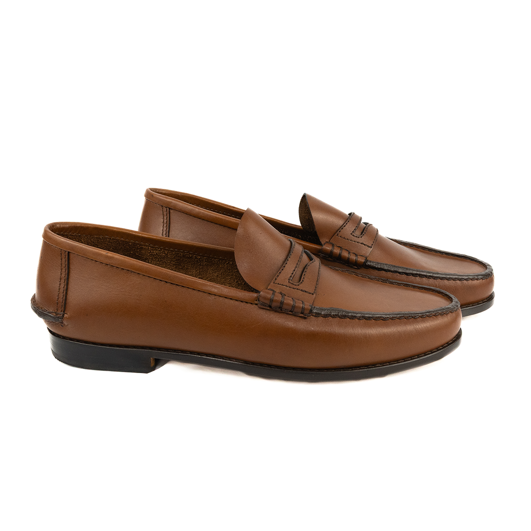 ÚLTIMO PAR TAMANHO 47 Mocassim Argentino College - cor havana