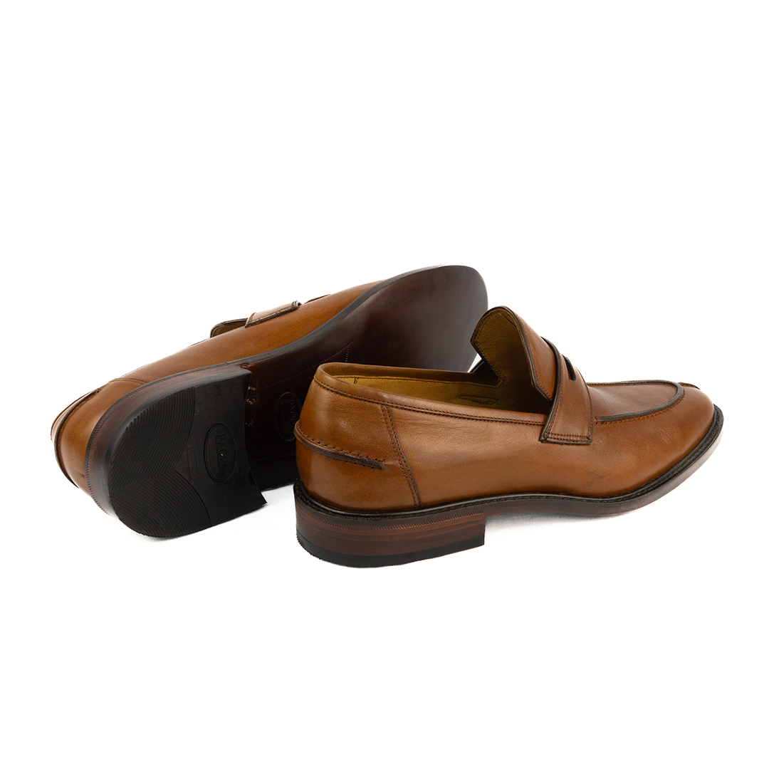 ÚLTIMO PAR TAMANHO 40 Clássico Loafer - cor artesanal havana