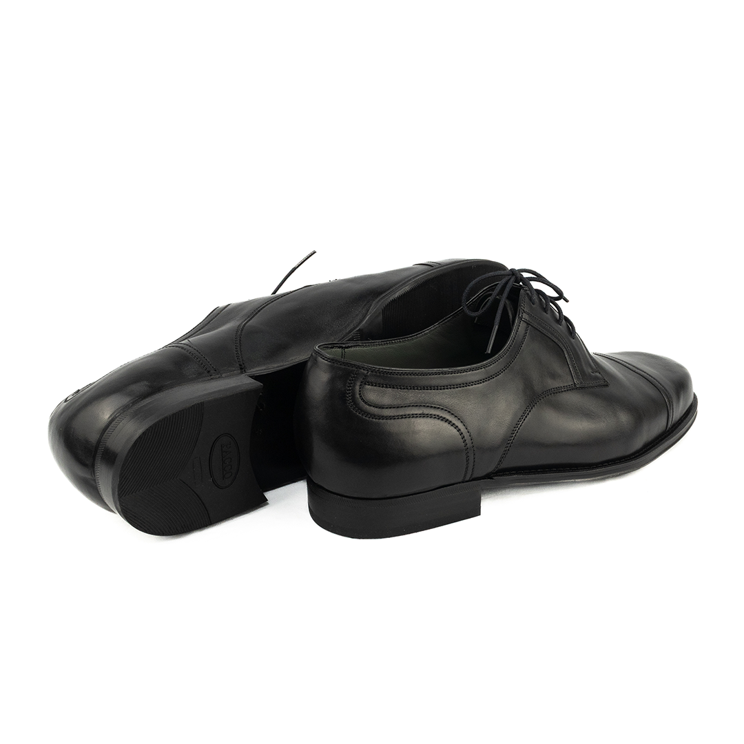 ÚLTIMO PAR TAMANHO 45 Derby forma arredondada e larga - cor preto