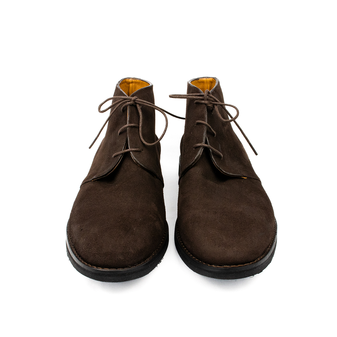 Bota Chukka Liverpool em camurça cor marrom café