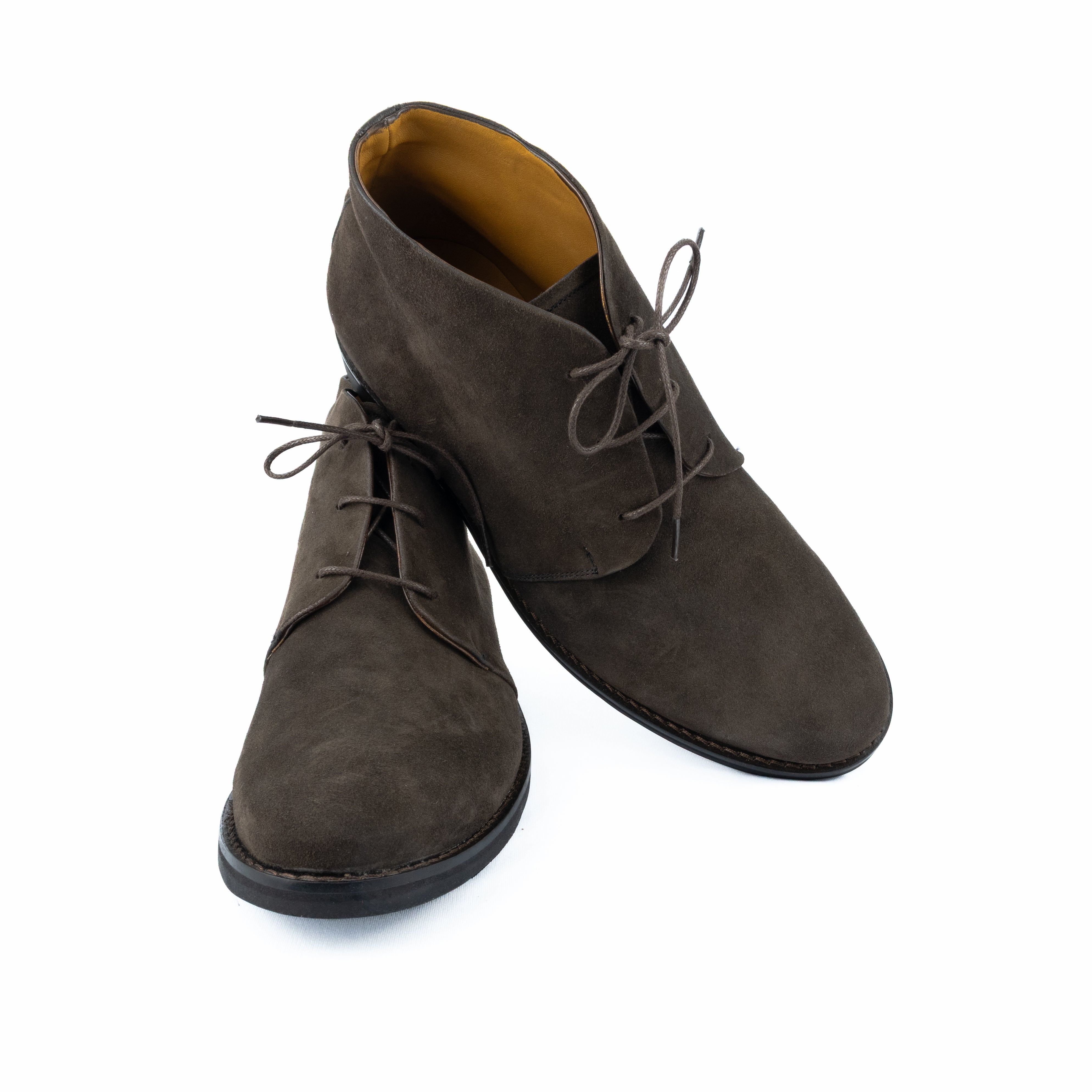 ÚLTIMO PAR TAMANHO 41 - Bota Chukka Liverpool em camurça cor marrom café