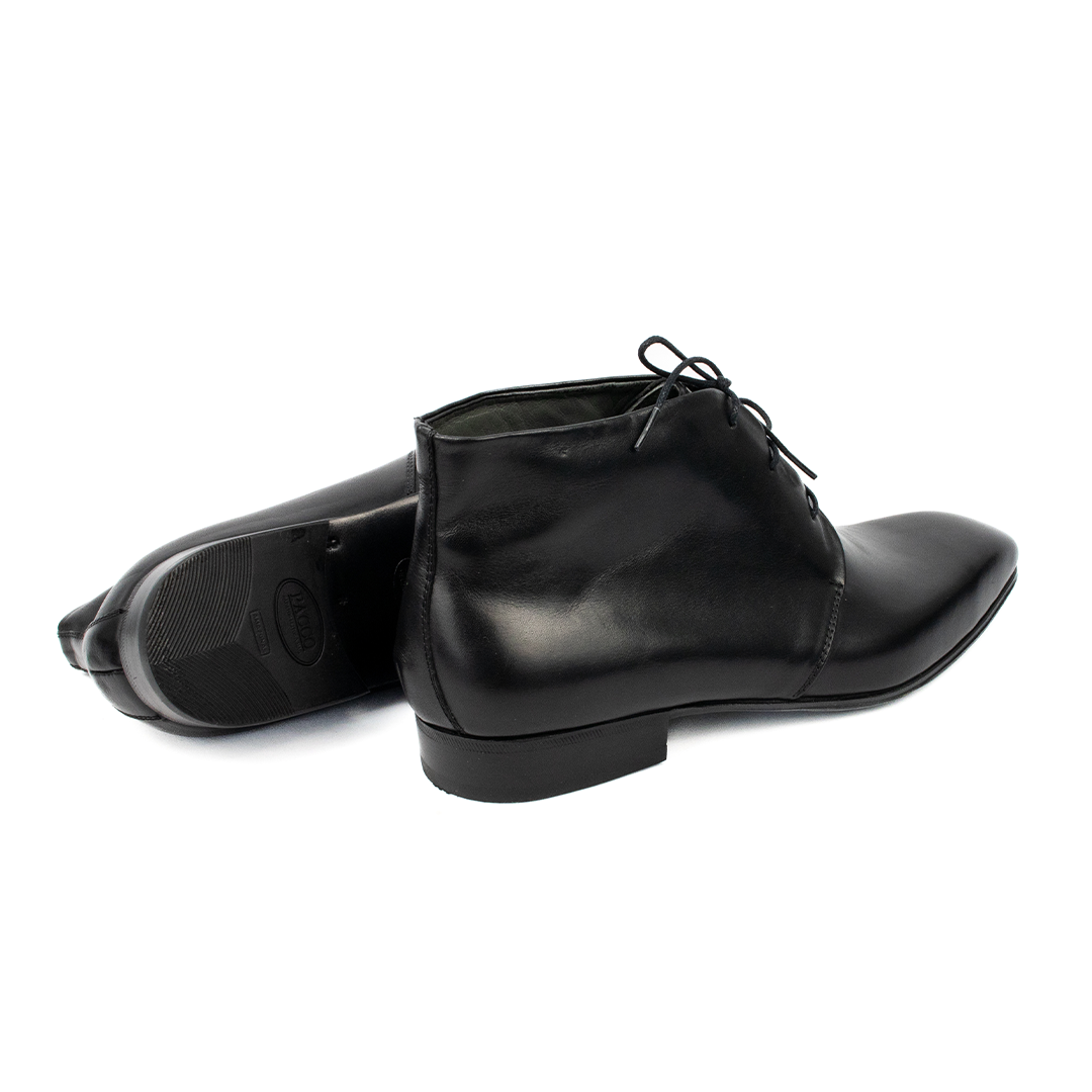 Bota Chukka Liverpool bico Italiano cor preto