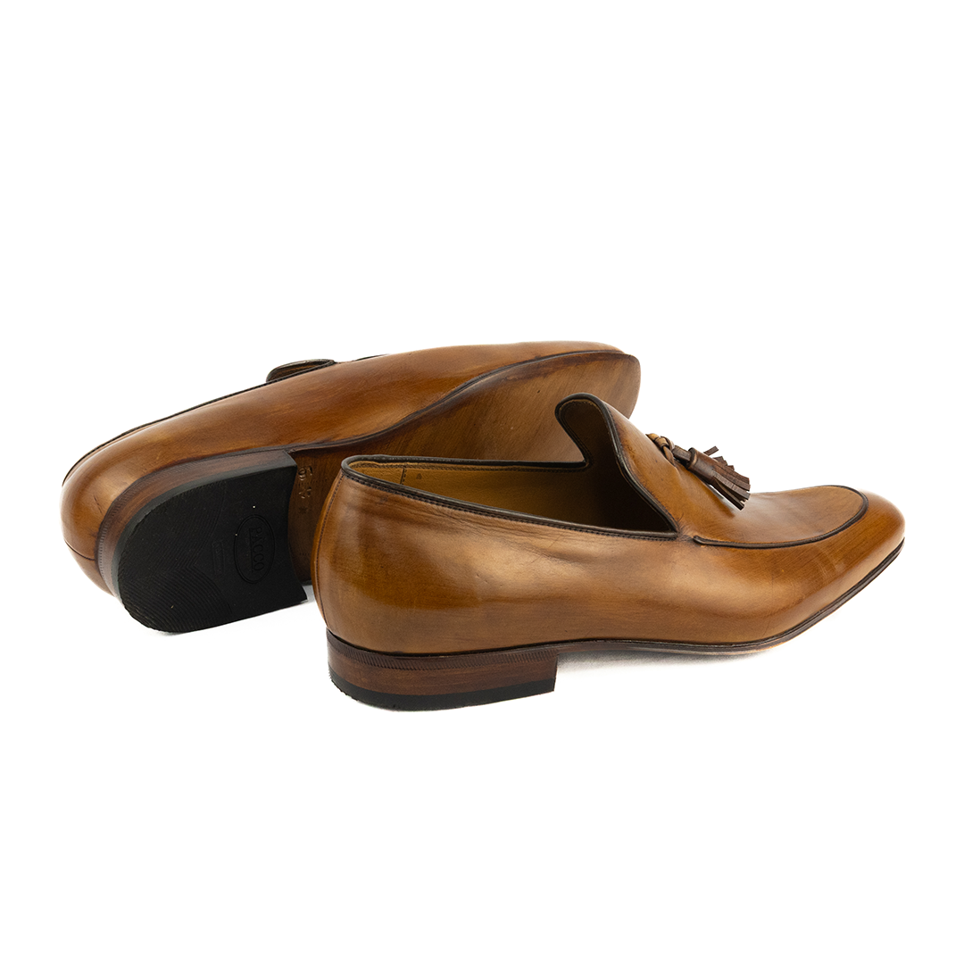 PEQUENO DEFEITO ÚLTIMO PAR TAMANHO 39 Tassel Loafer - cor havana