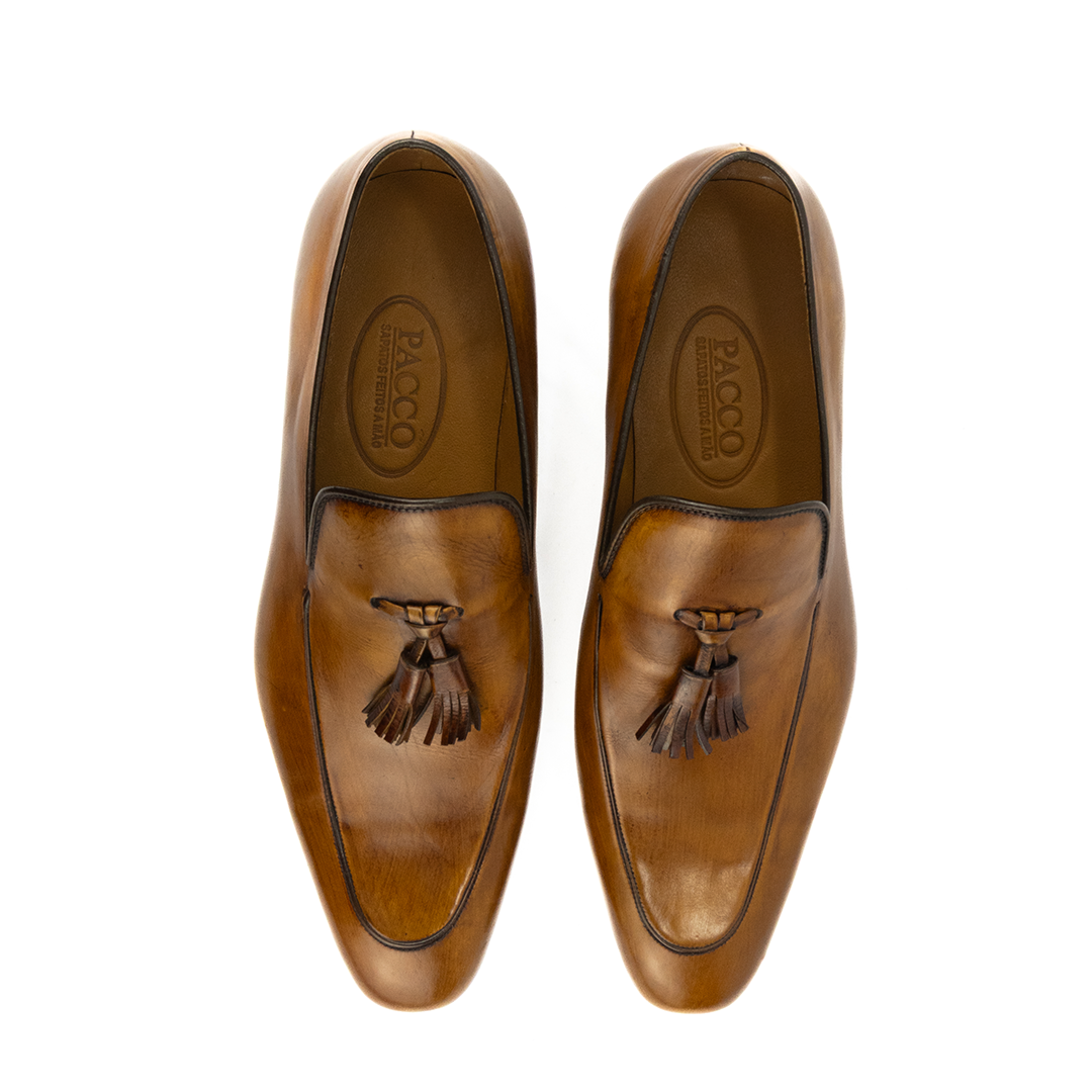 PEQUENO DEFEITO ÚLTIMO PAR TAMANHO 39 Tassel Loafer - cor havana
