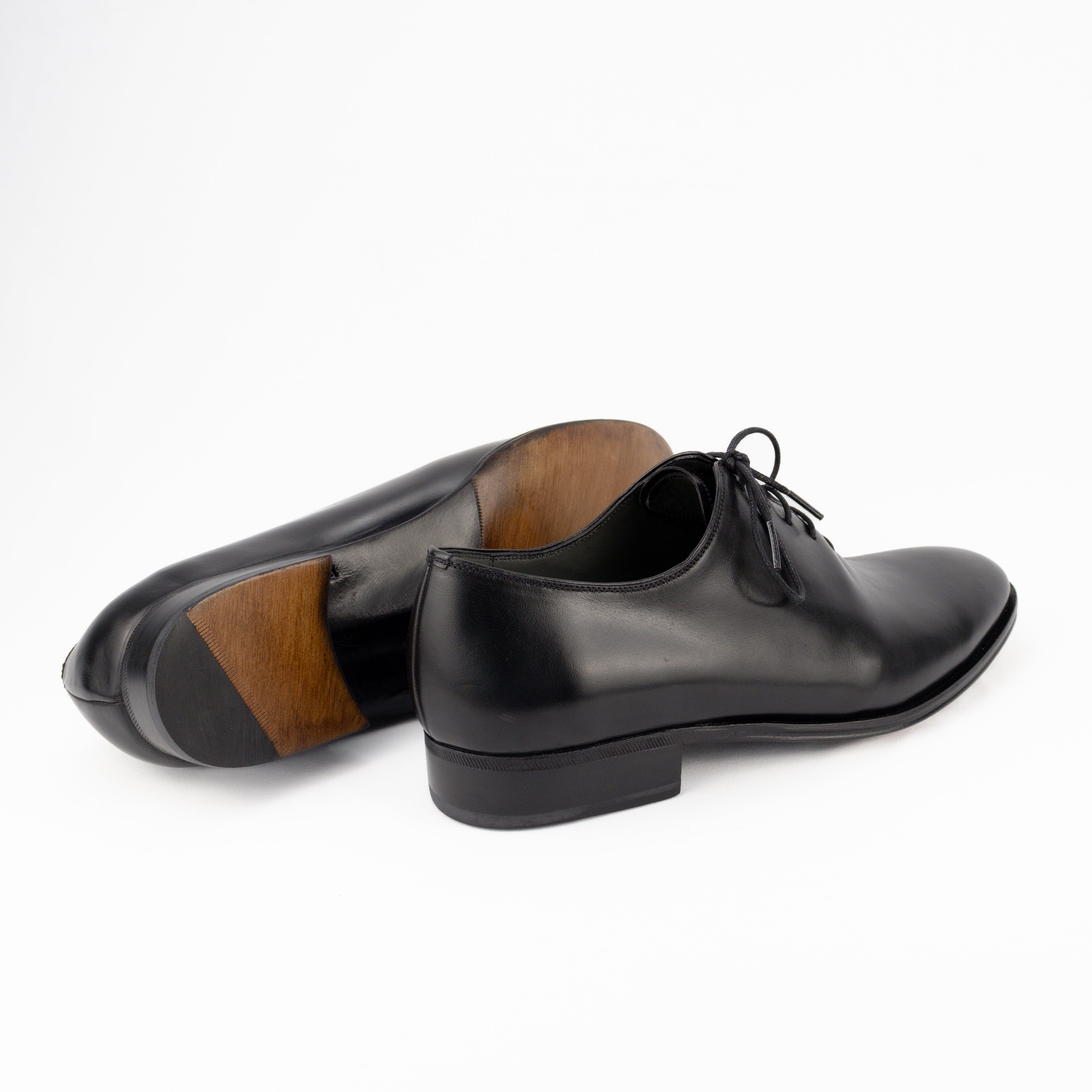 Oxford Wholecut - Hector in Black