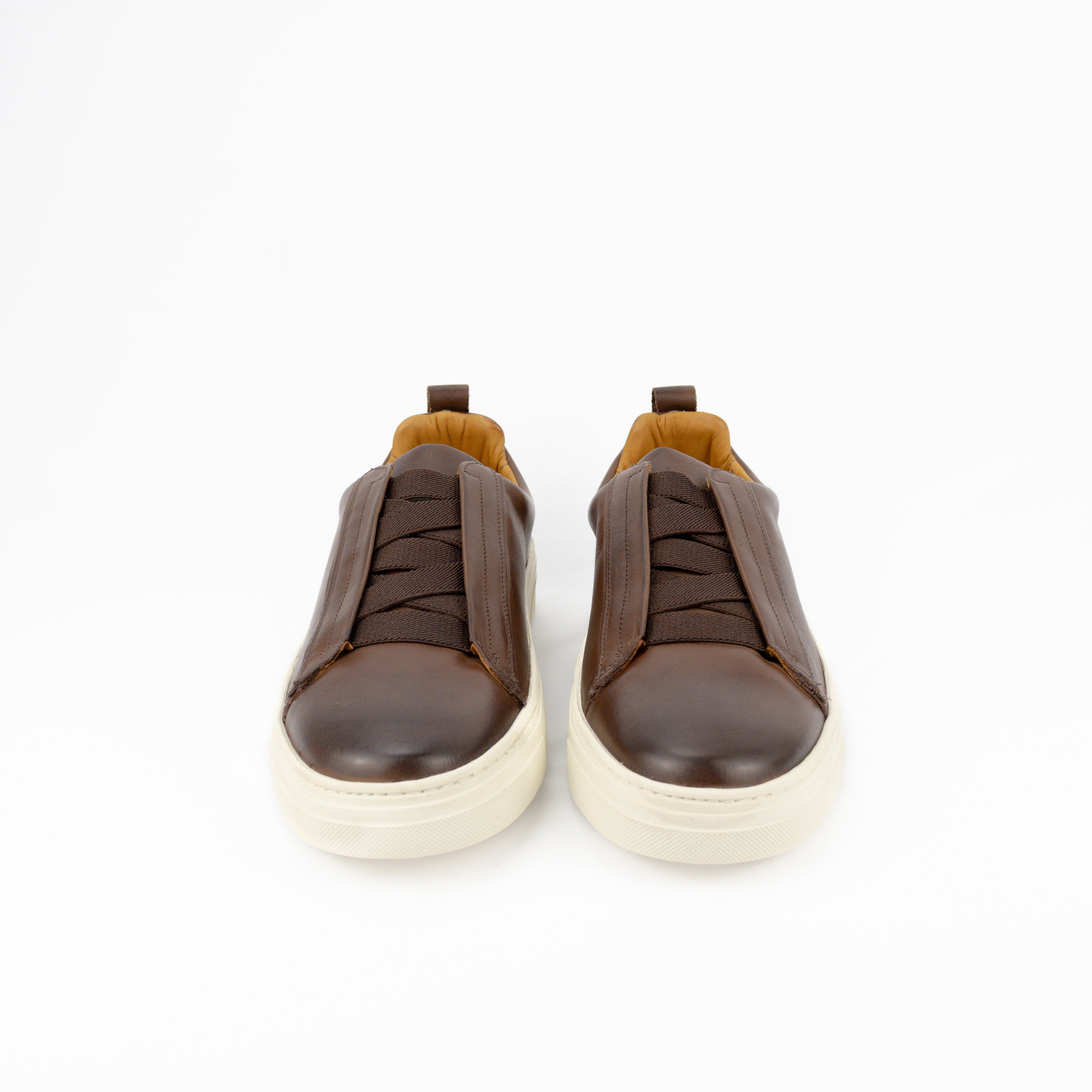 Sapatênis estilo italiano cor mahogany