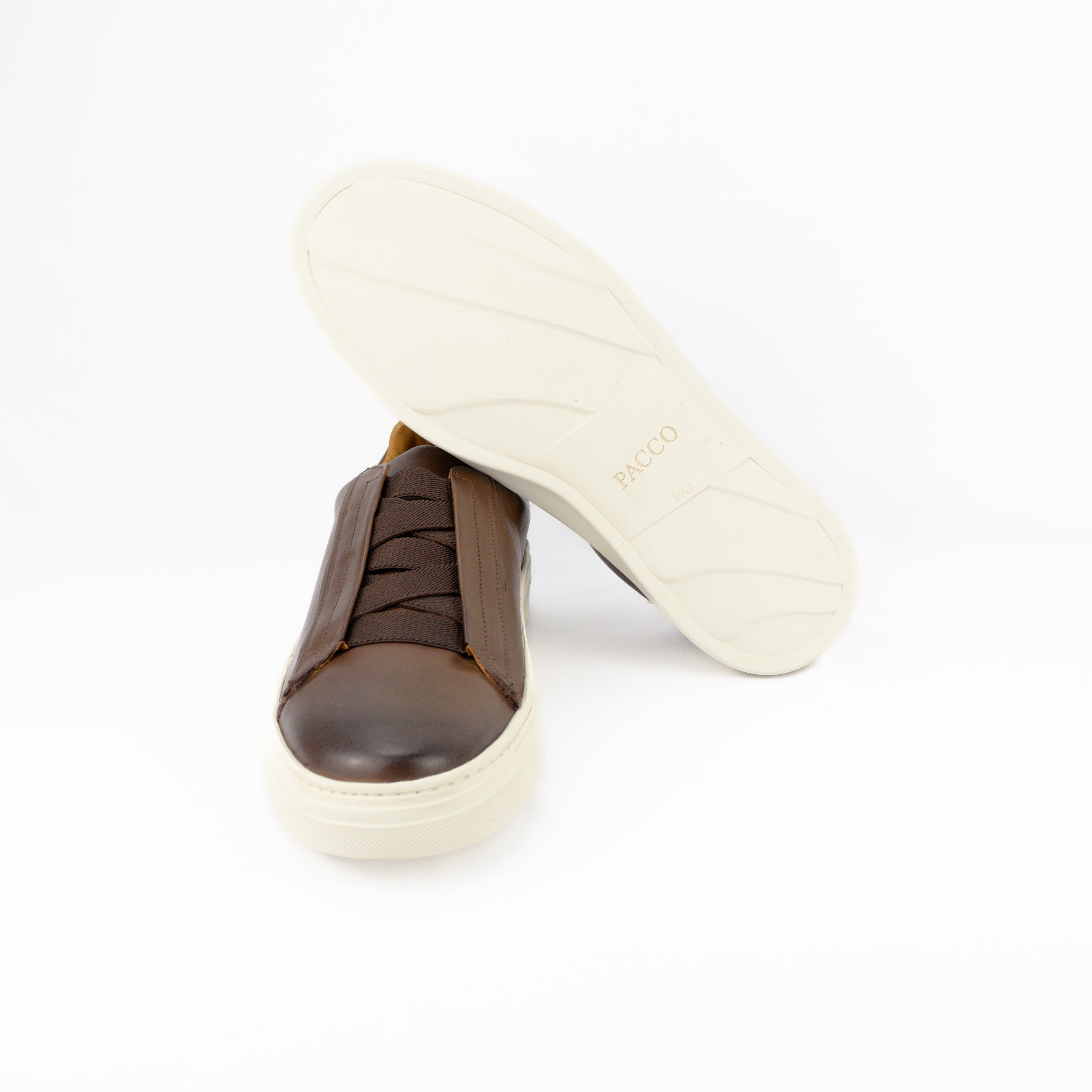 Sapatênis estilo italiano cor mahogany