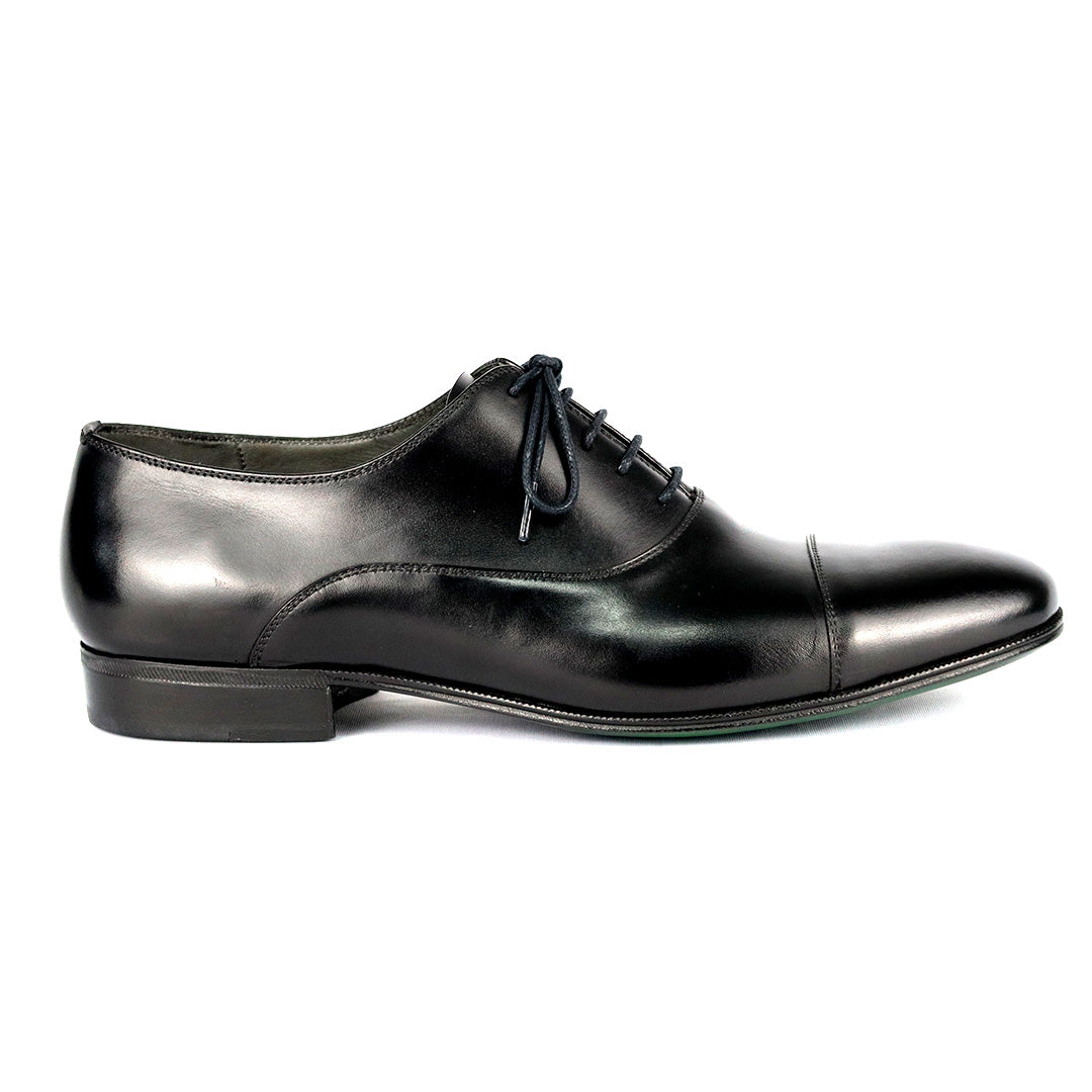 Oxford Cap Toe Matteo em Cromo Alemão cor preto