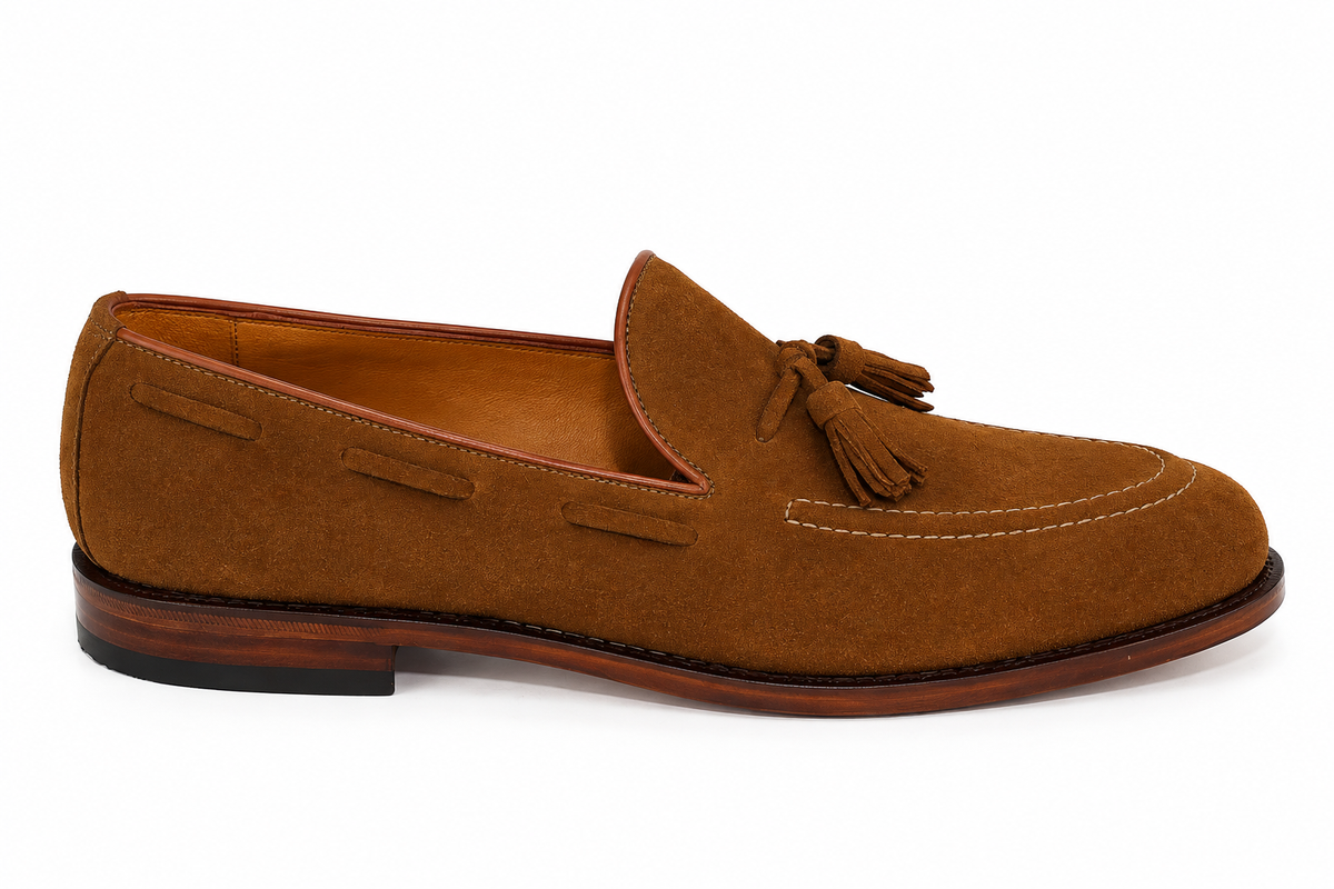 Tassel Loafer Windsor em camurça suede - novo tom caramelo