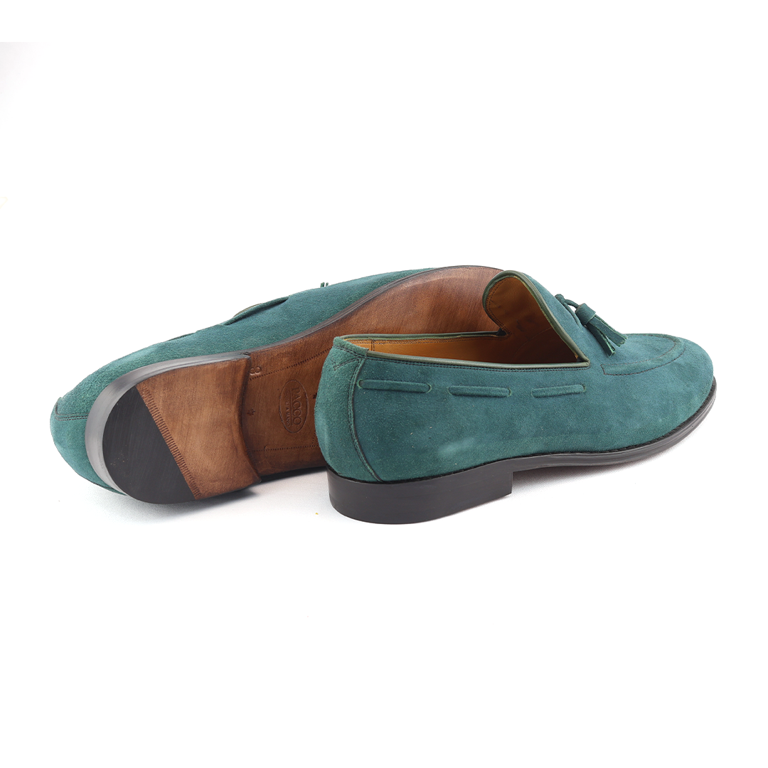 ÚLTIMO PAR TAMANHO 40.5 Tassel Loafer em camurça  - cor Verde