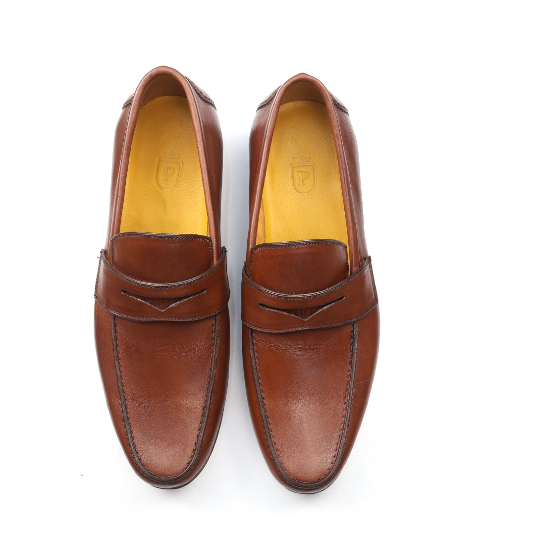 Loafer Amancio cor Mahogany