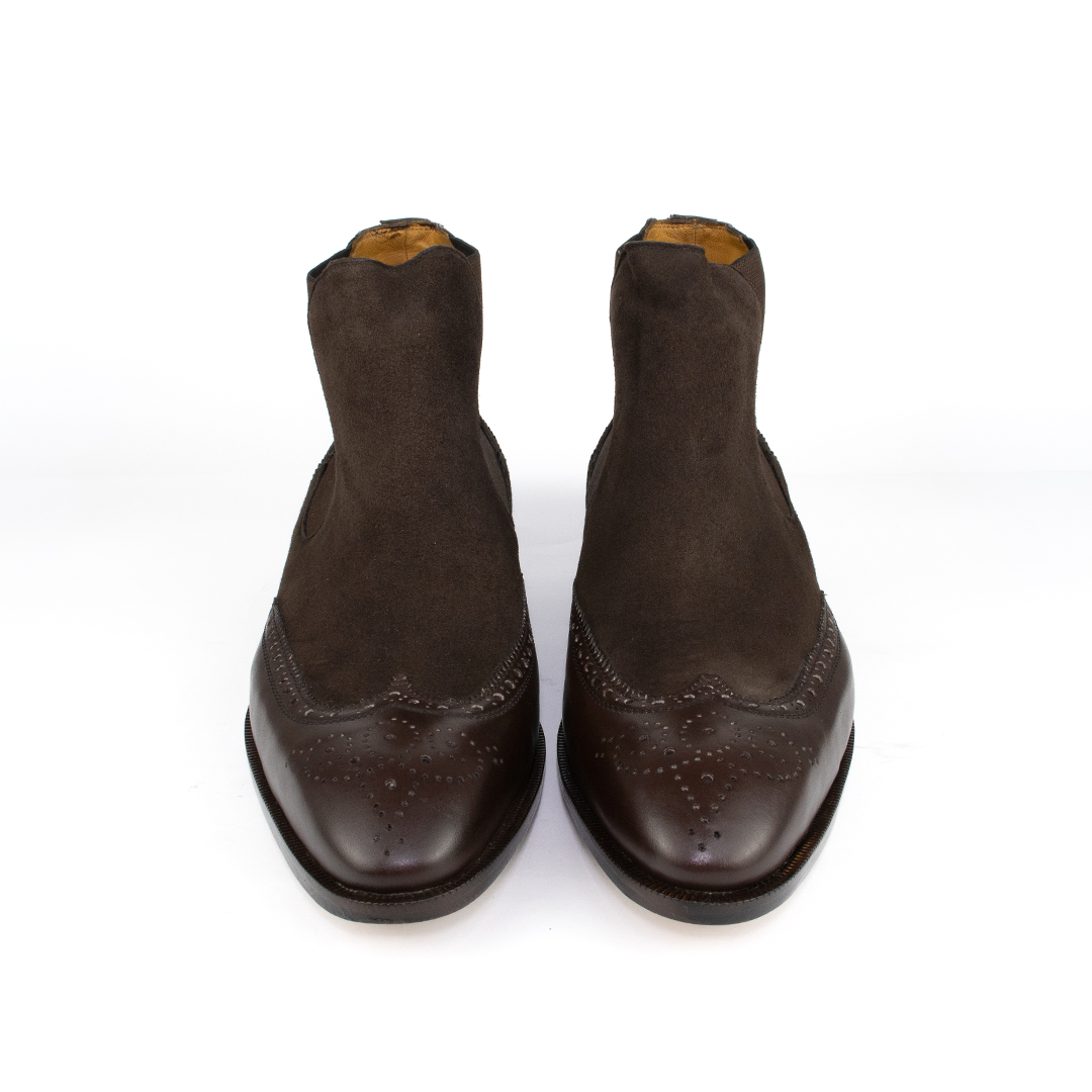 Bota Chelsea Brogue John - cor Marrom Café
