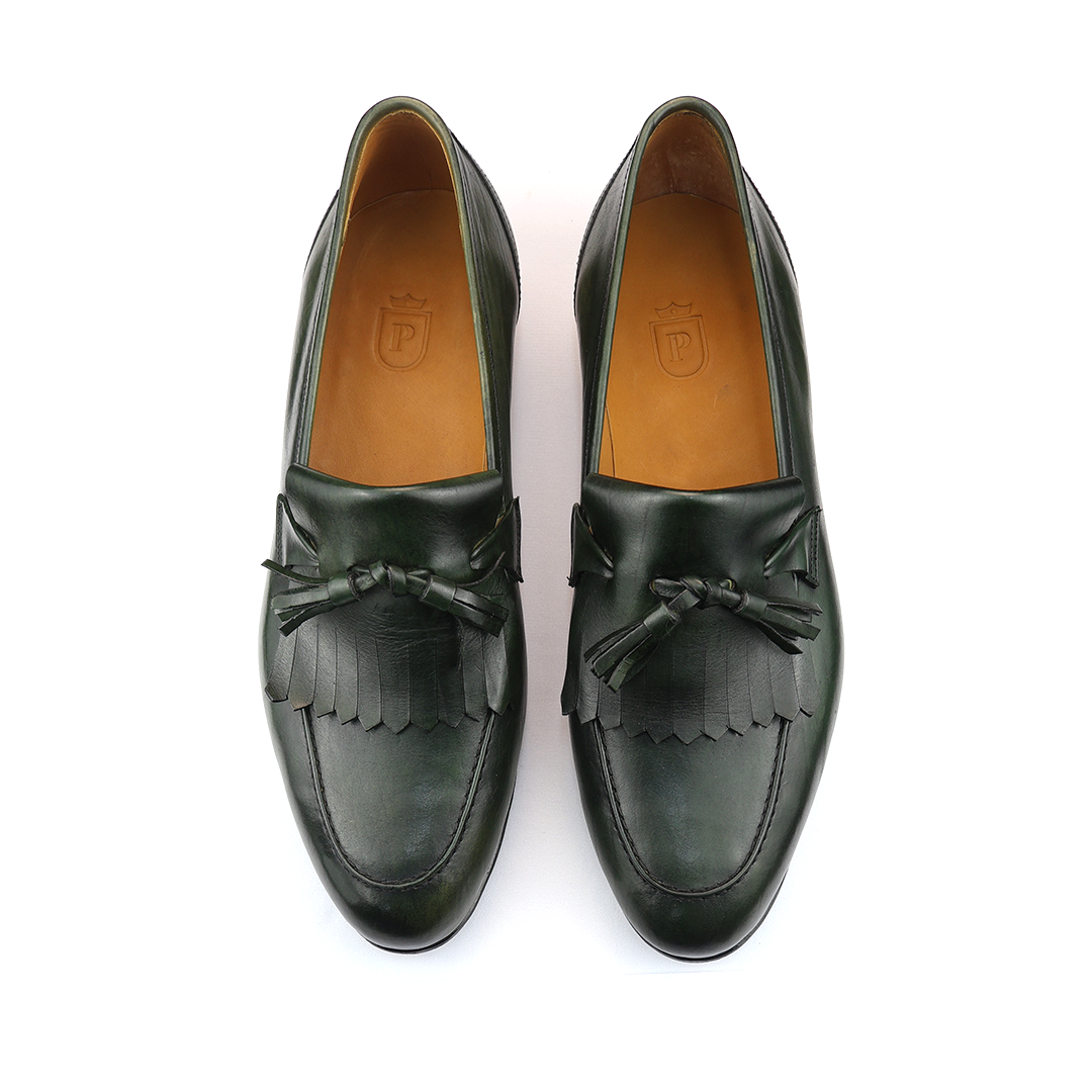 Tassel Loafer with fringe Benjamin color Moss Green