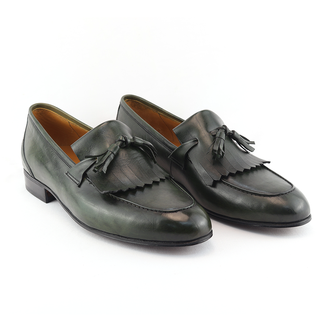 Tassel Loafer with fringe Benjamin color Moss Green