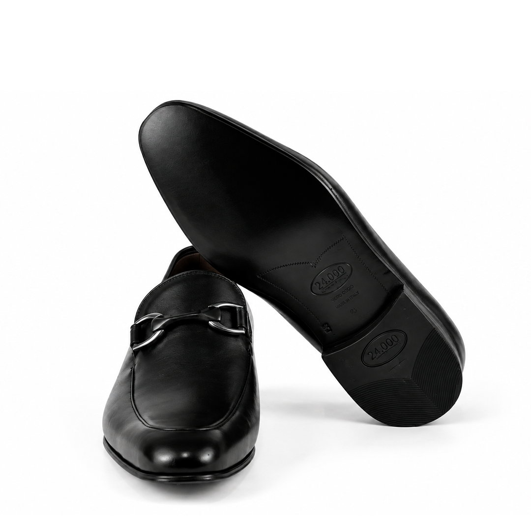 ÚLTIMO PAR TAMANHO 39 – Esporte Fino cor Preto