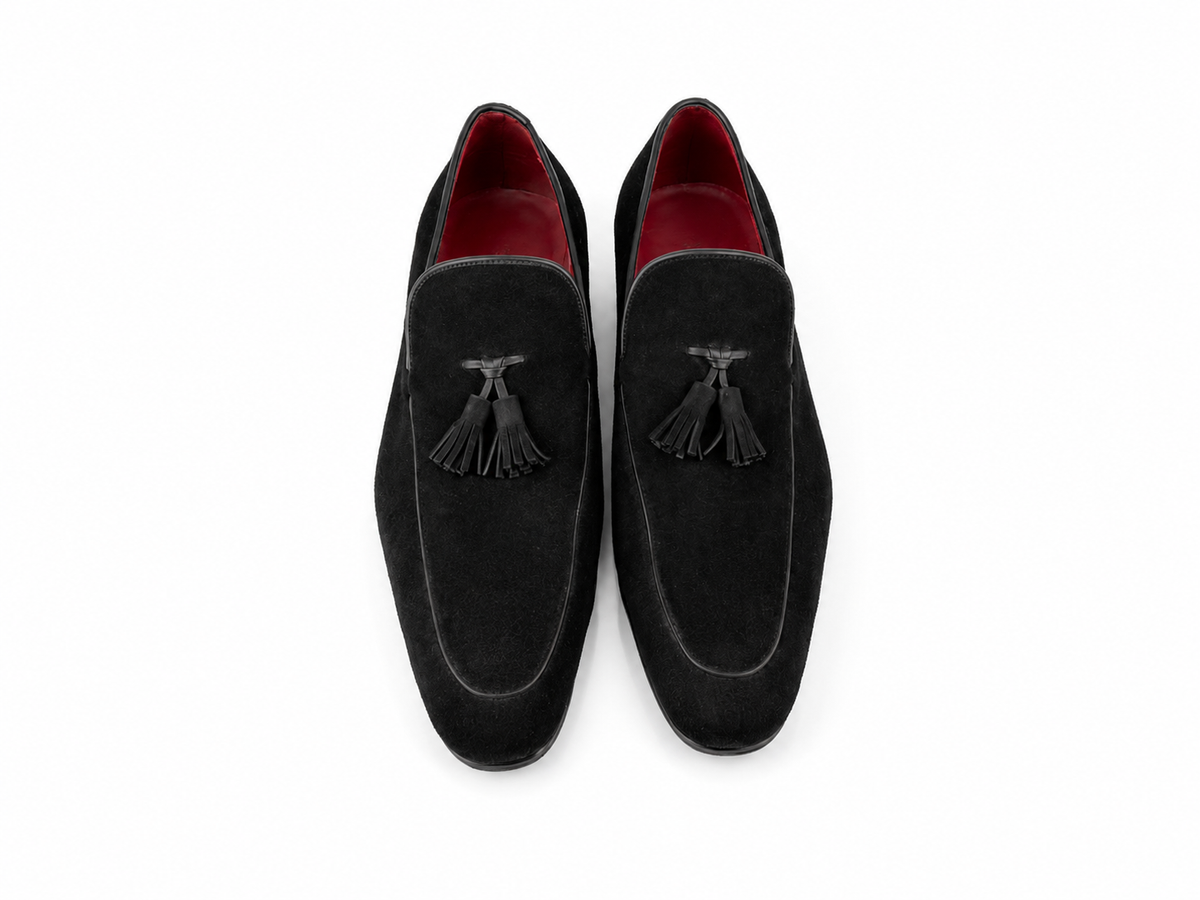 ÚLTIMO PAR TAMANHO 40 Tassel Loafer em camurça - cor preta
