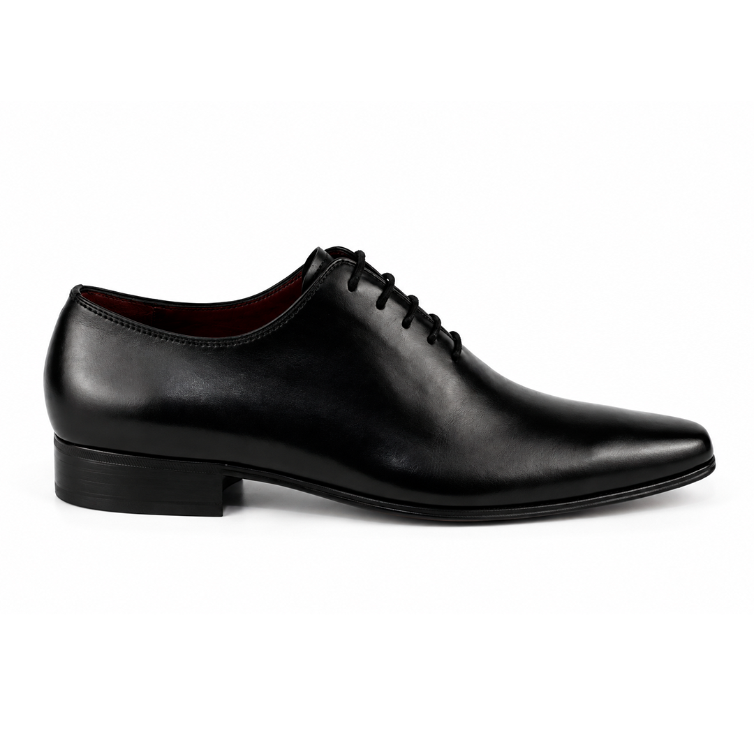 ÚLTIMO PAR TAMANHO 40 – Oxford Wholecut Bico Fino em Cromo Alemão cor Preto