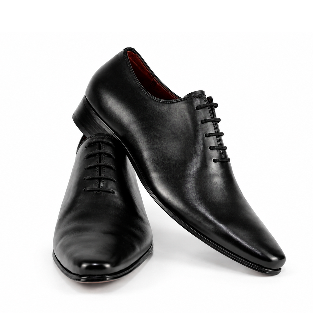 ÚLTIMO PAR TAMANHO 40 – Oxford Wholecut Bico Fino em Cromo Alemão cor Preto