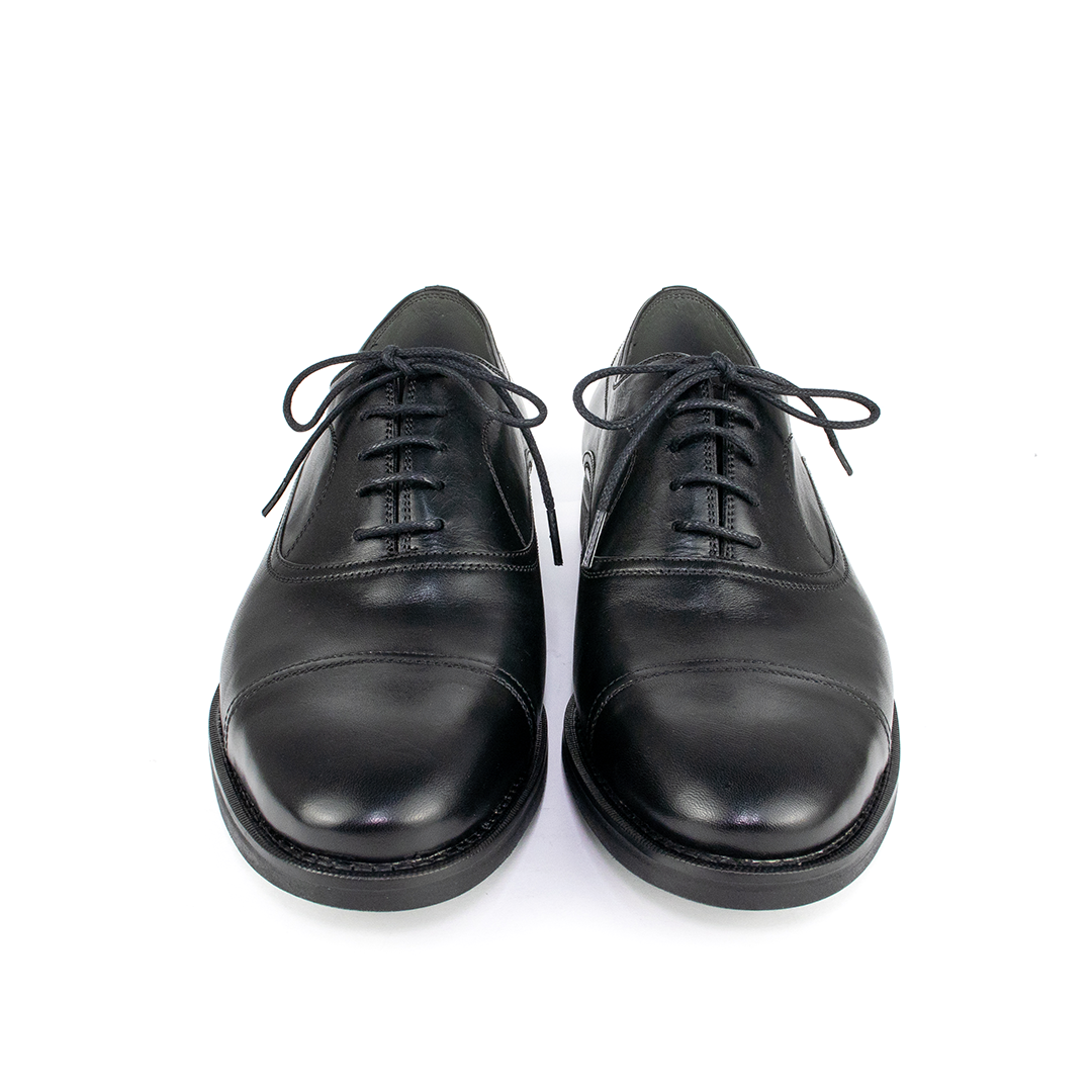 Oxford Cap Toe Ronald Solado de Borracha - cor Preto